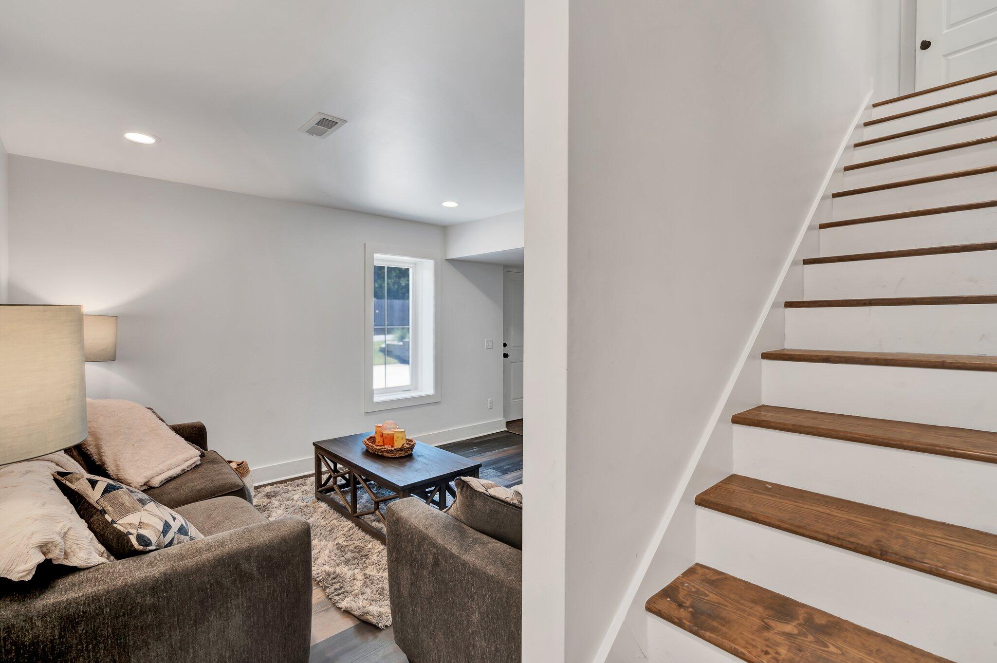 406 Pine Hill Road, McDonald