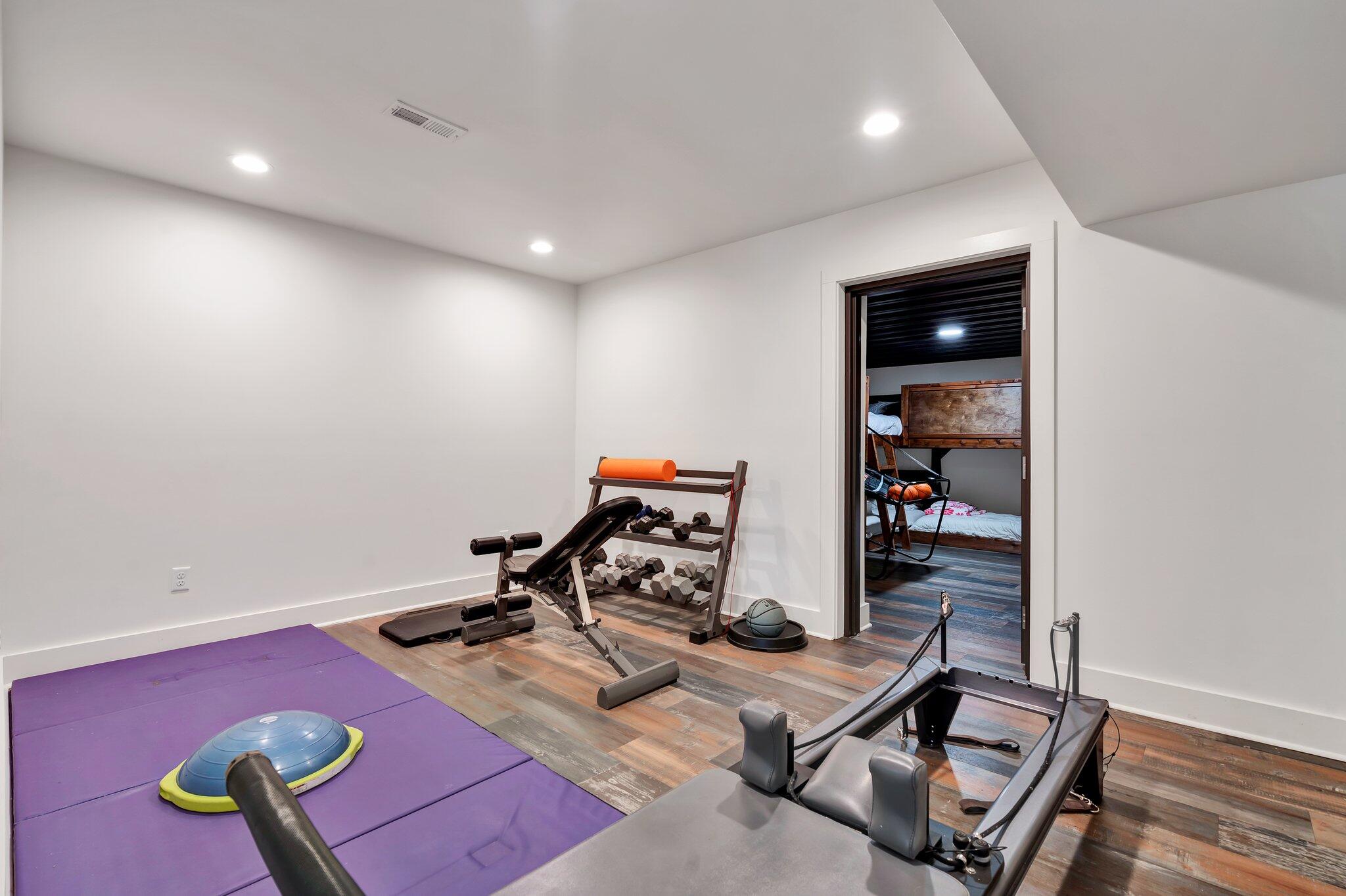 406 Pine Hill Road, McDonald