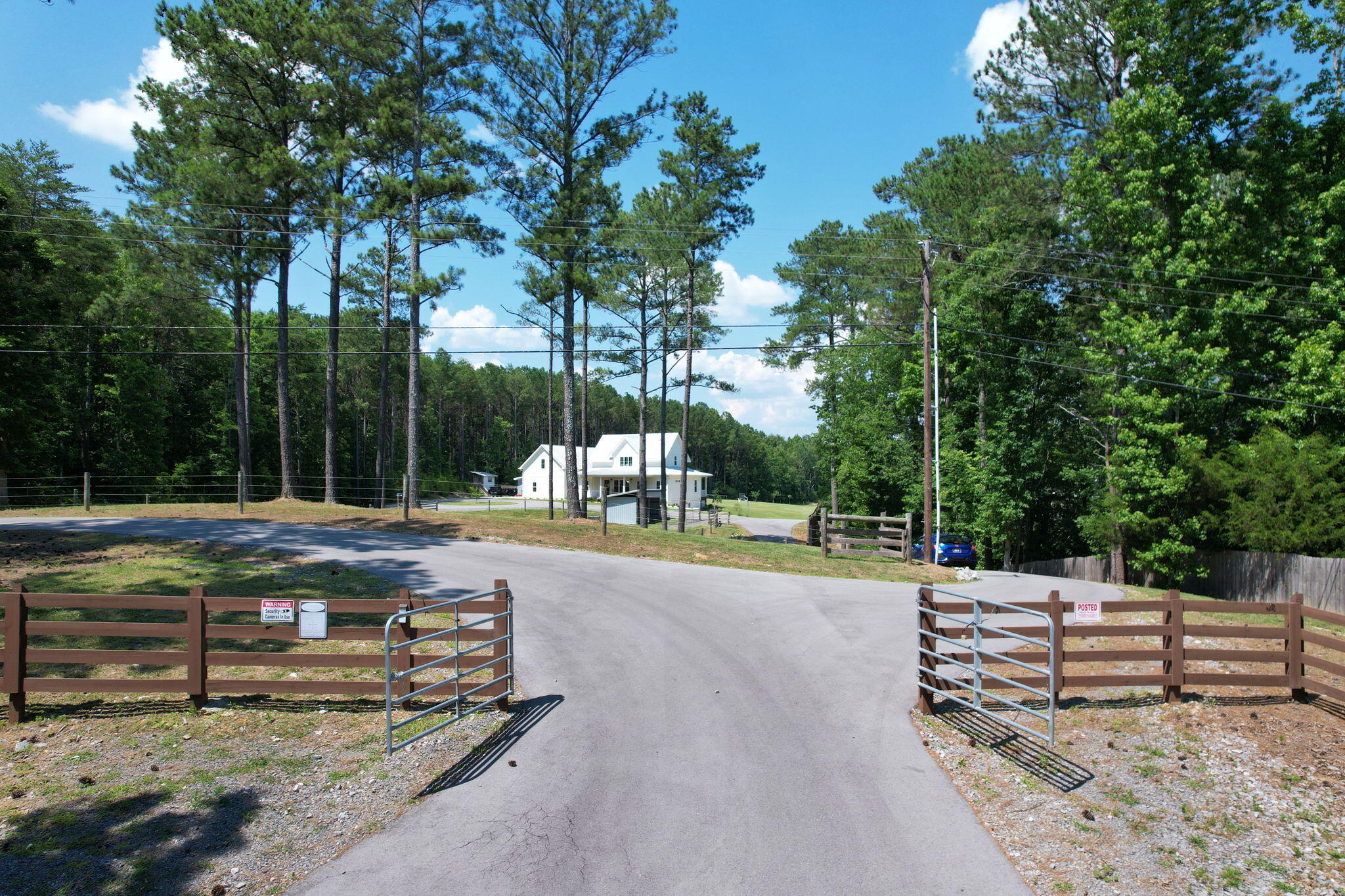 406 Pine Hill Road, McDonald