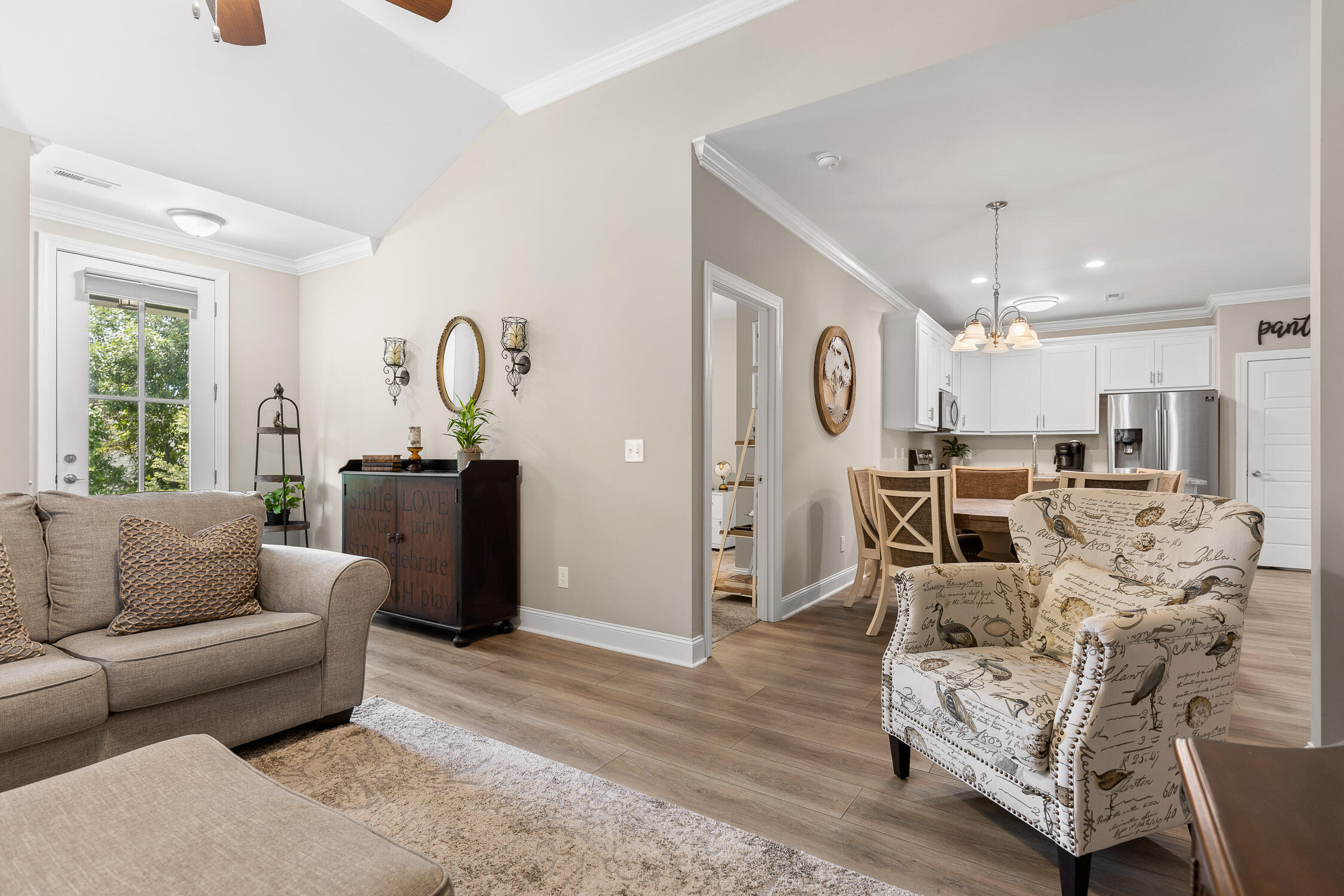 214 Camden Way, 38