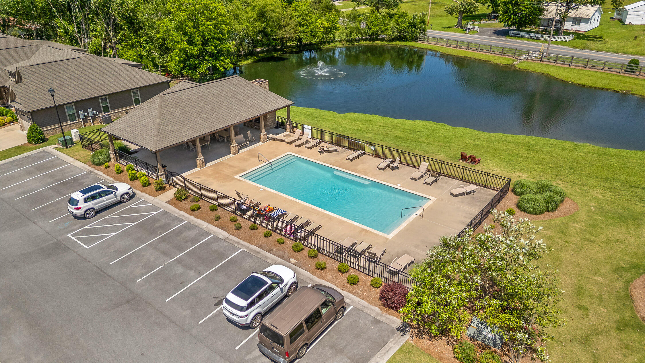 214 Camden Way, 38