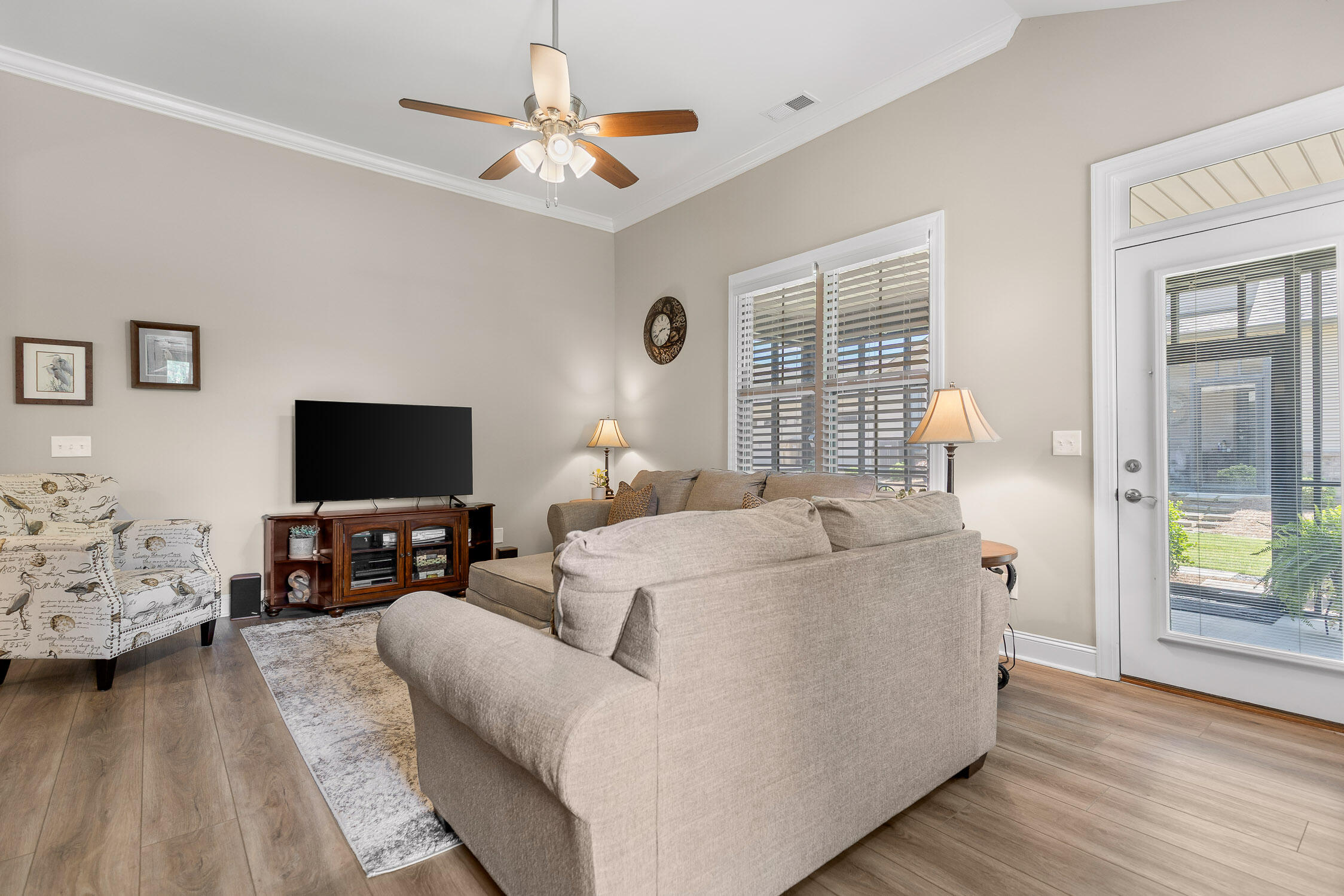 214 Camden Way, 38