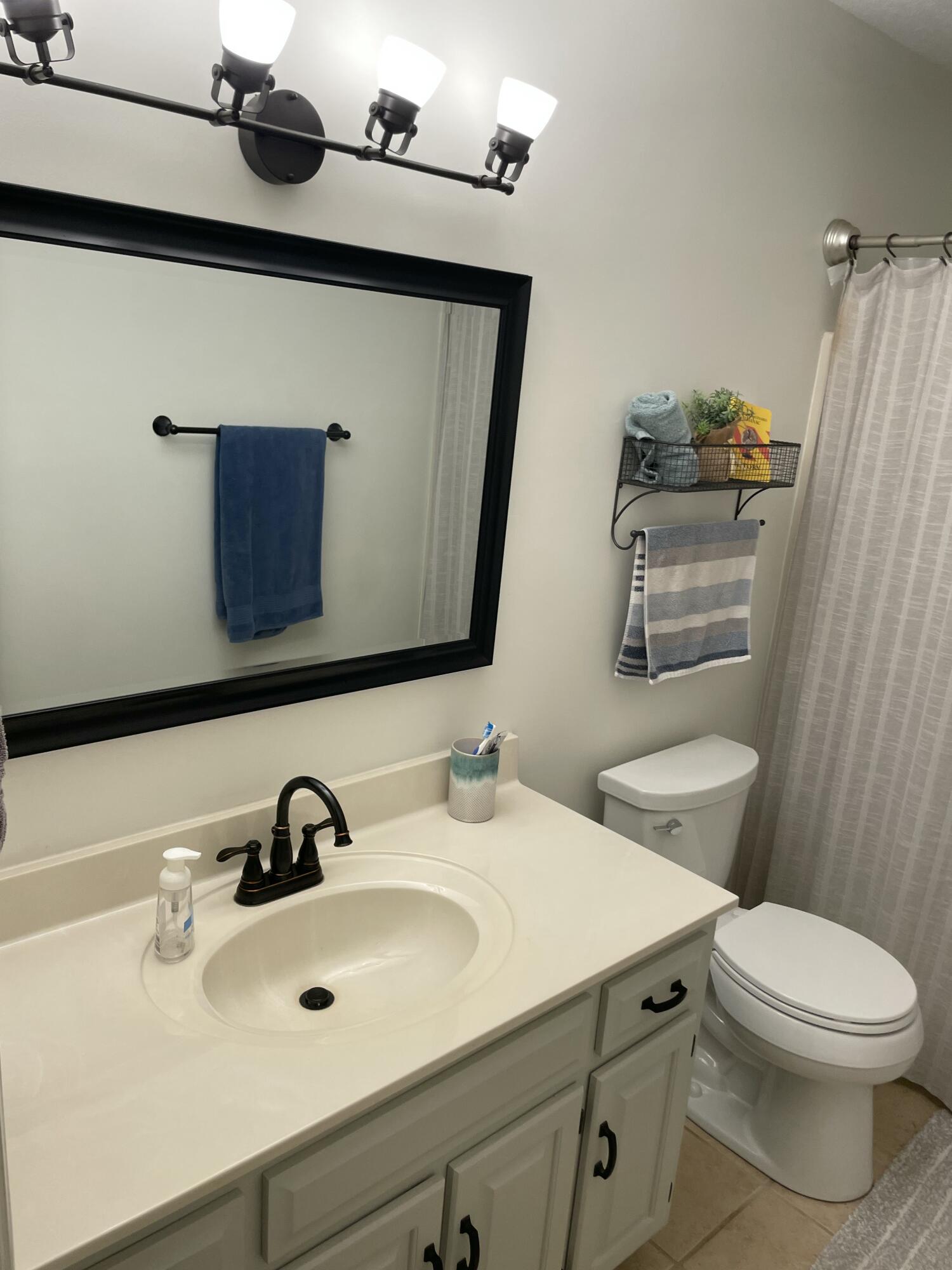 610 Hickory Ridge Trail