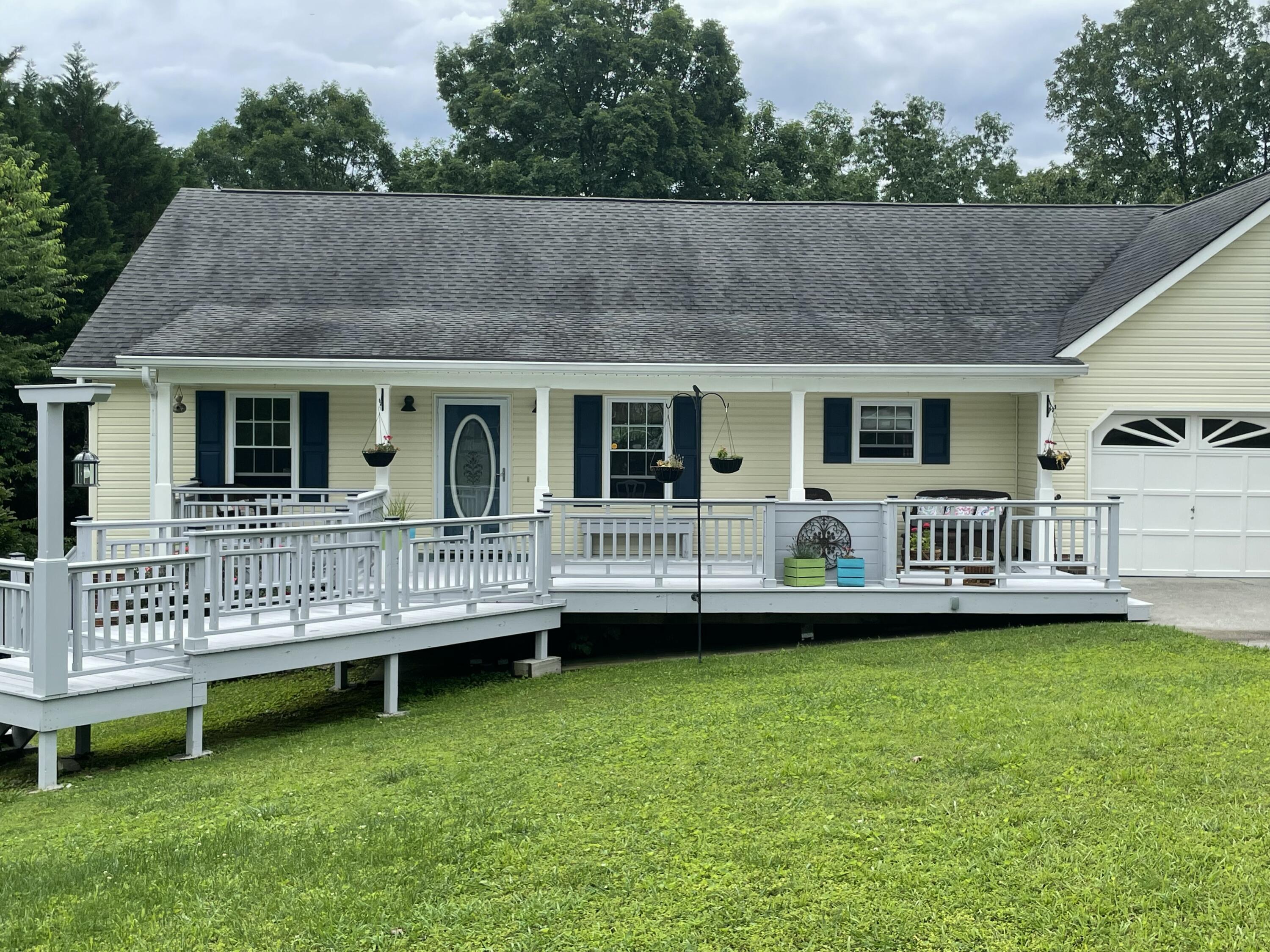 610 Hickory Ridge Trail