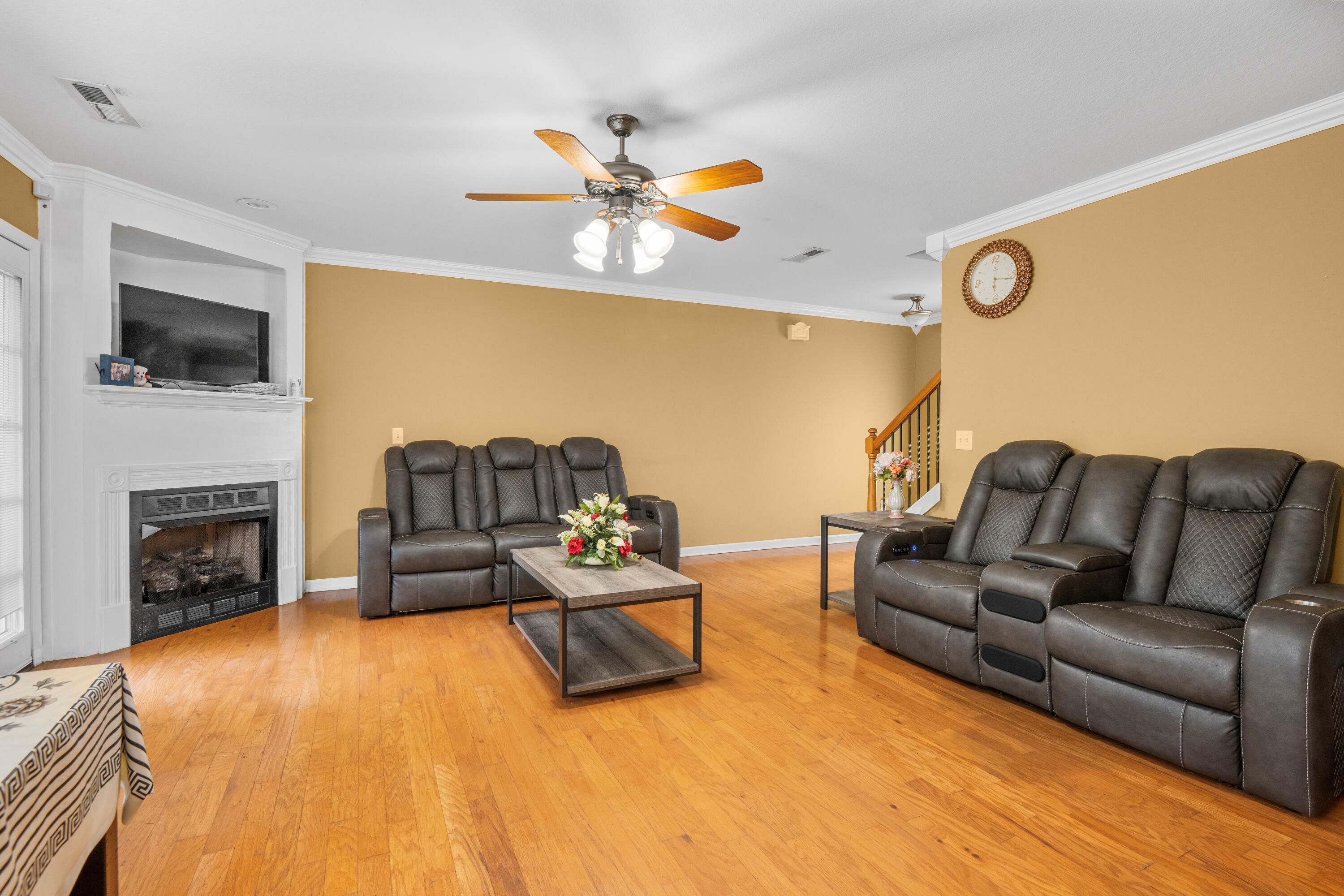 7114 Blossom Circle