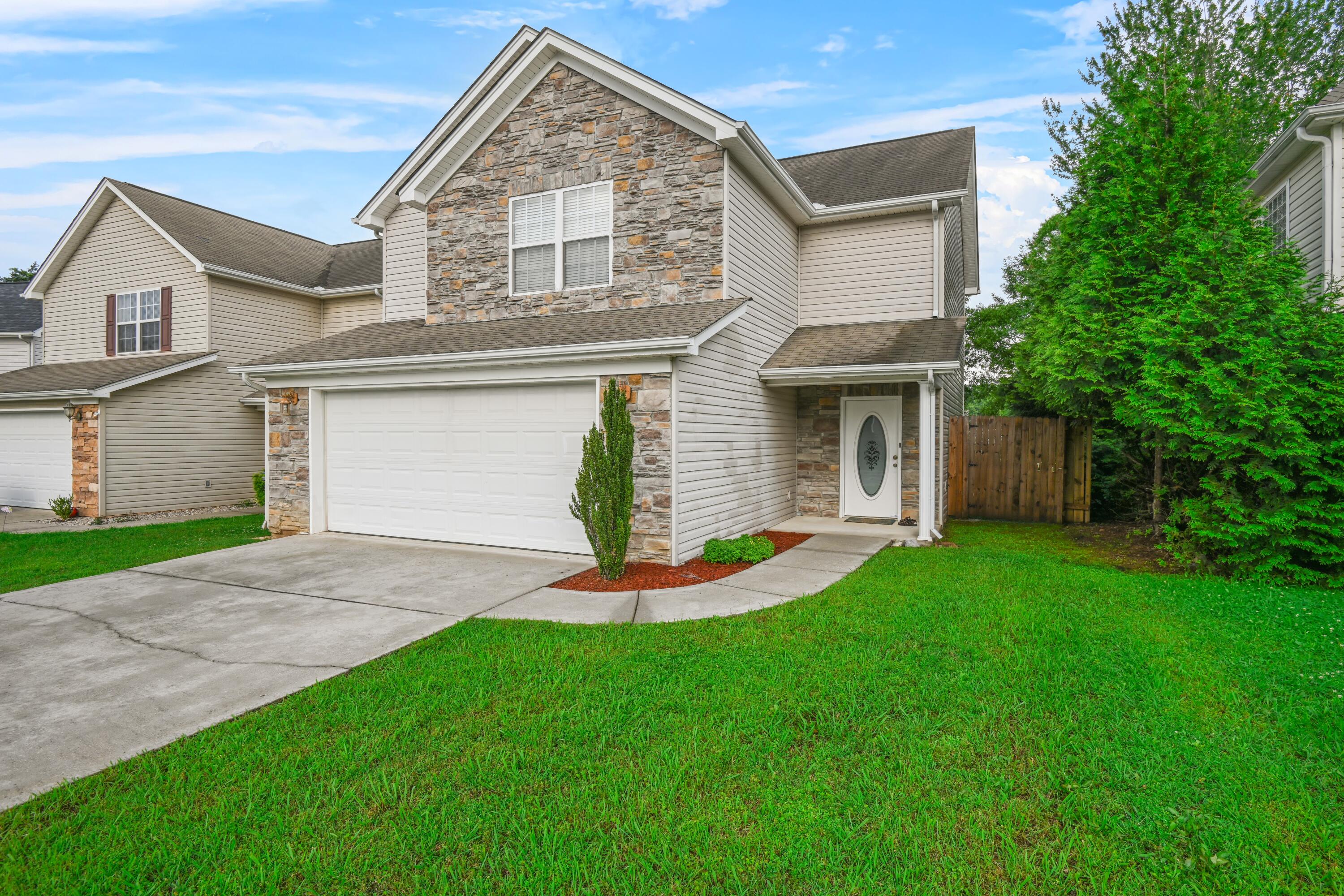7114 Blossom Circle