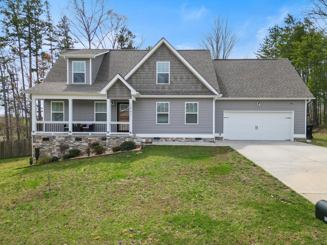1842 Staghorn Drive