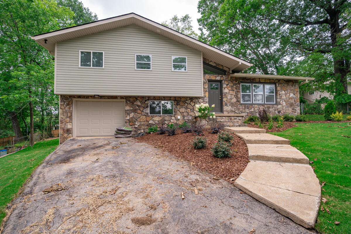 400 Regal Drive