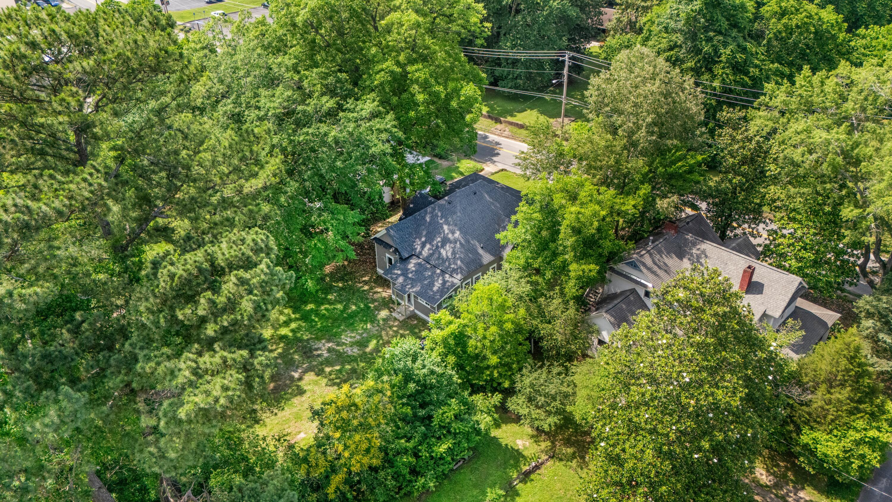 208 E Villanow Street, LaFayette