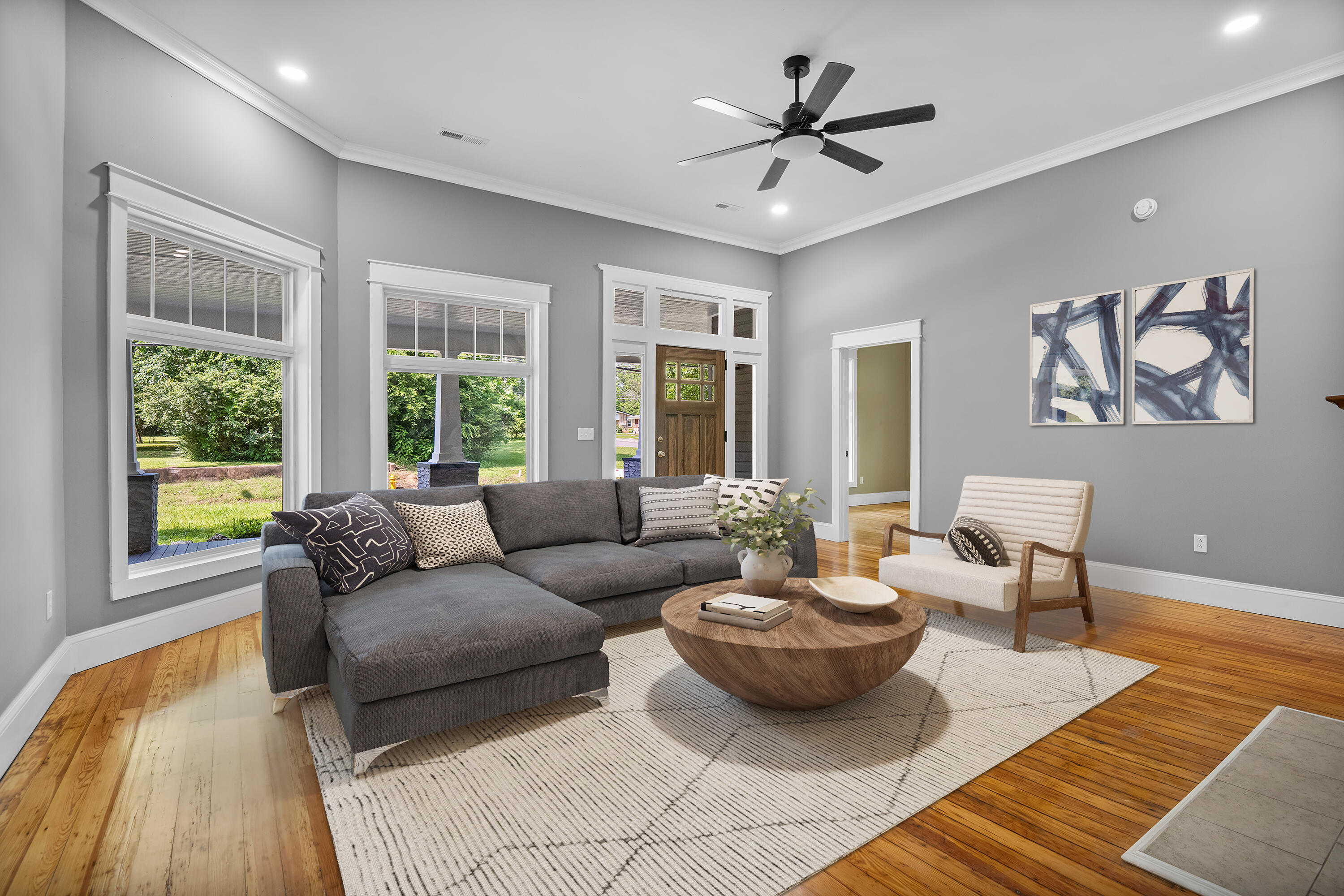 208 E Villanow Street, LaFayette