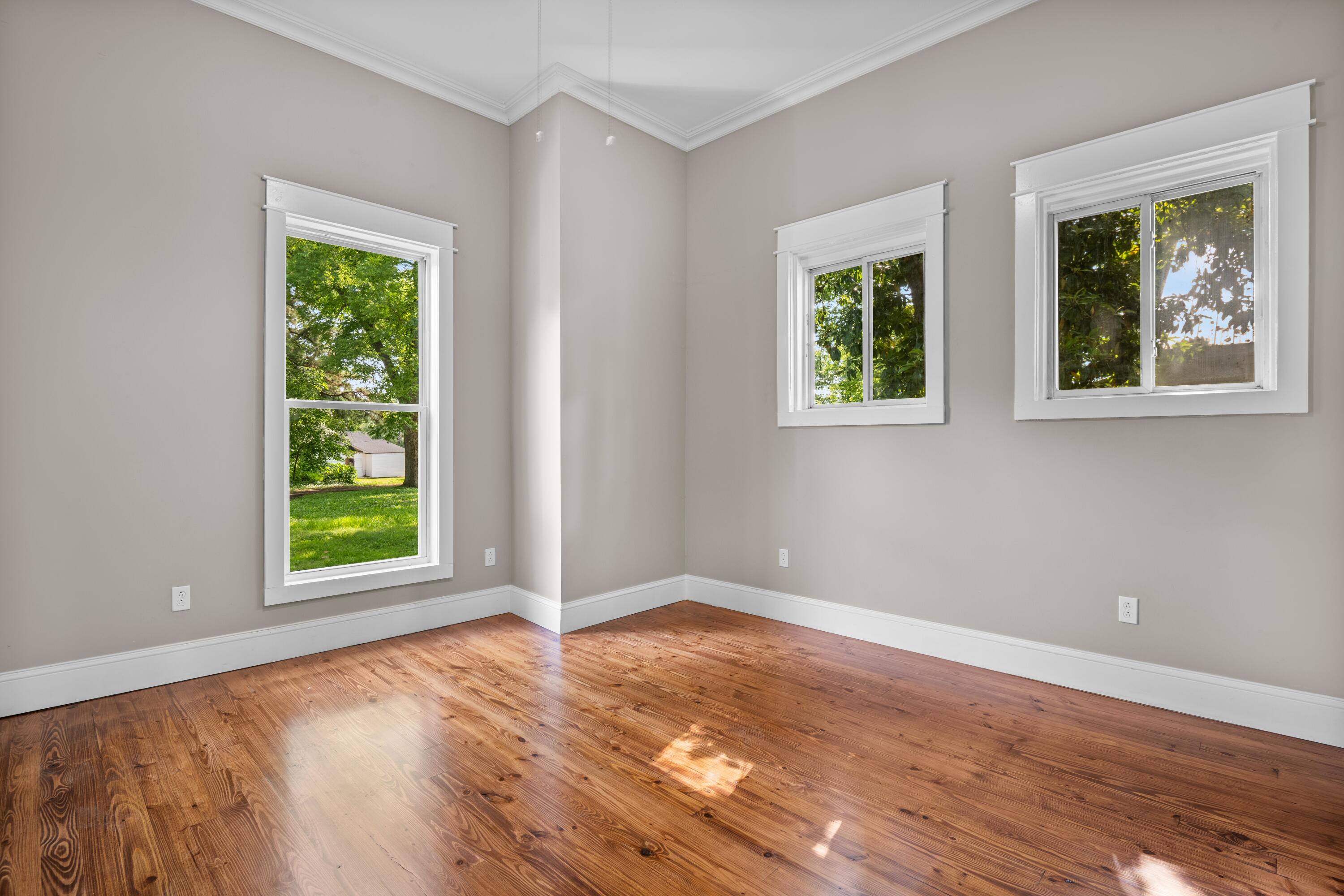208 E Villanow Street, LaFayette