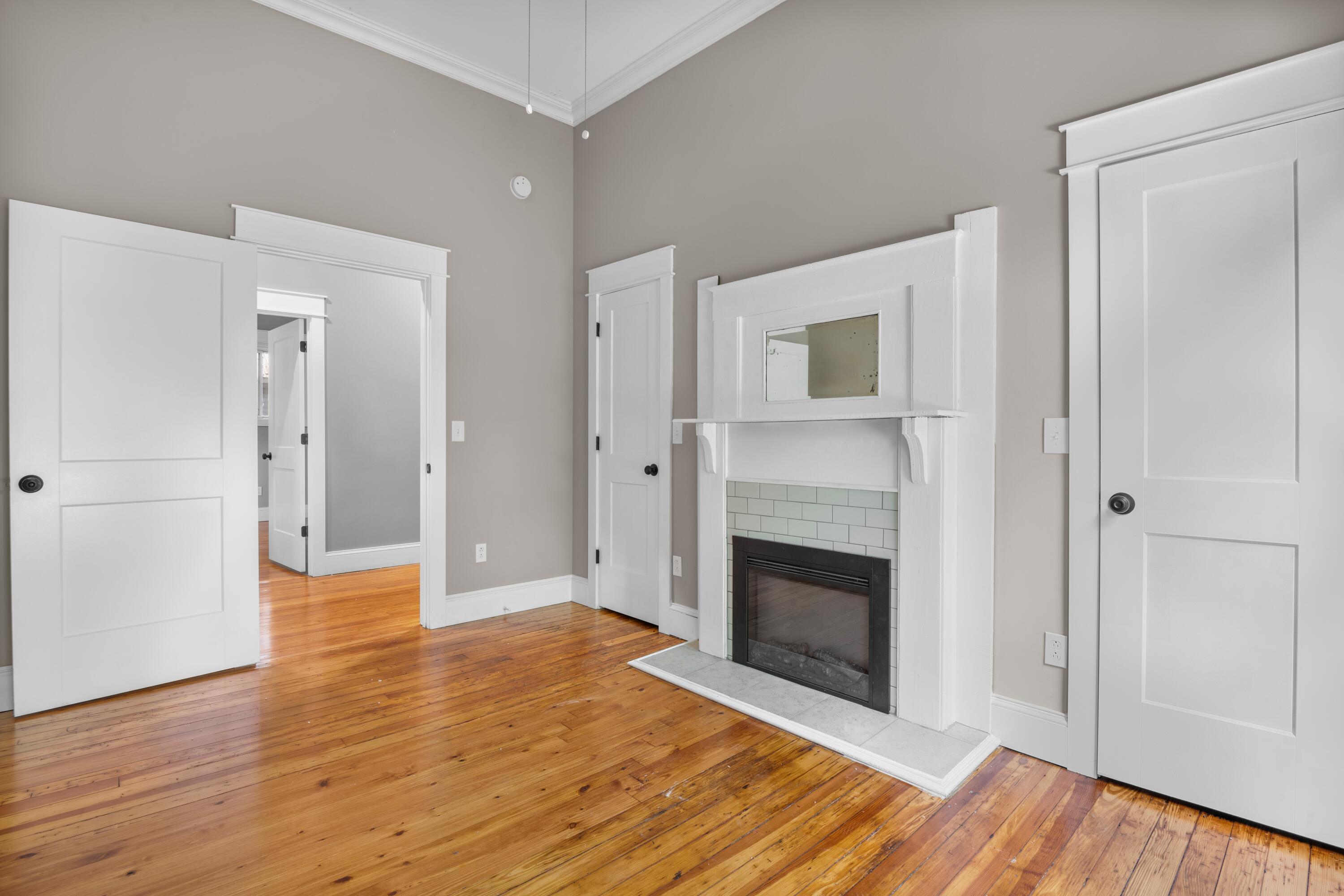 208 E Villanow Street, LaFayette