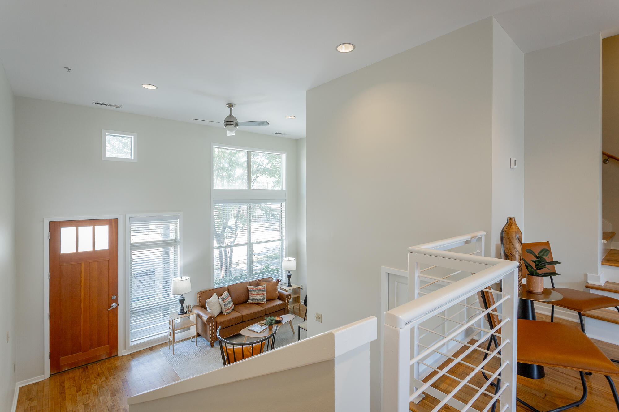 852 E 8th Street