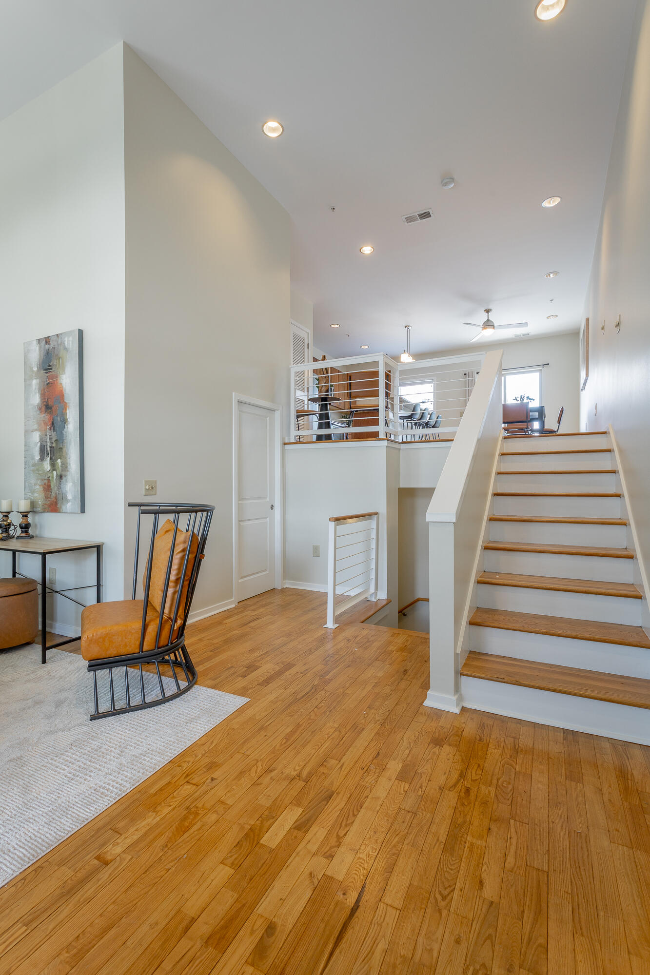 852 E 8th Street