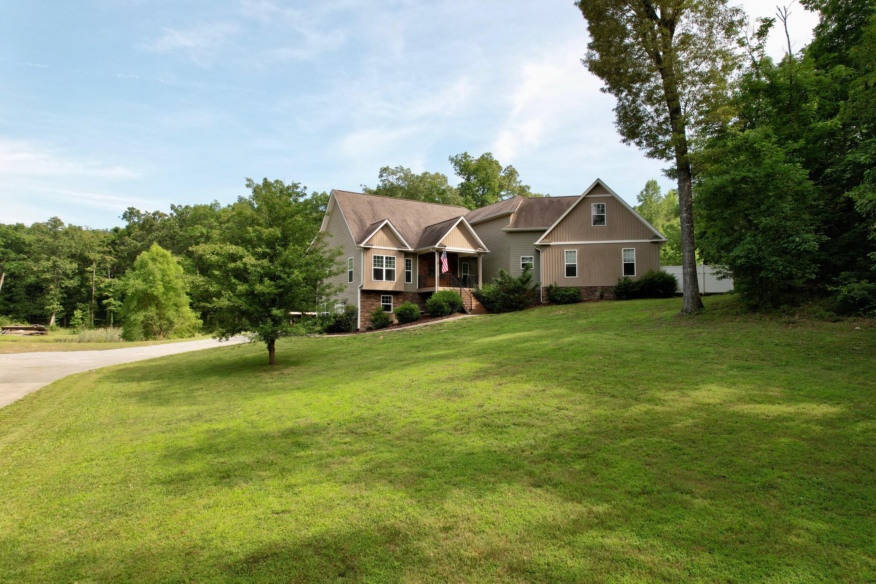 15636 May Road