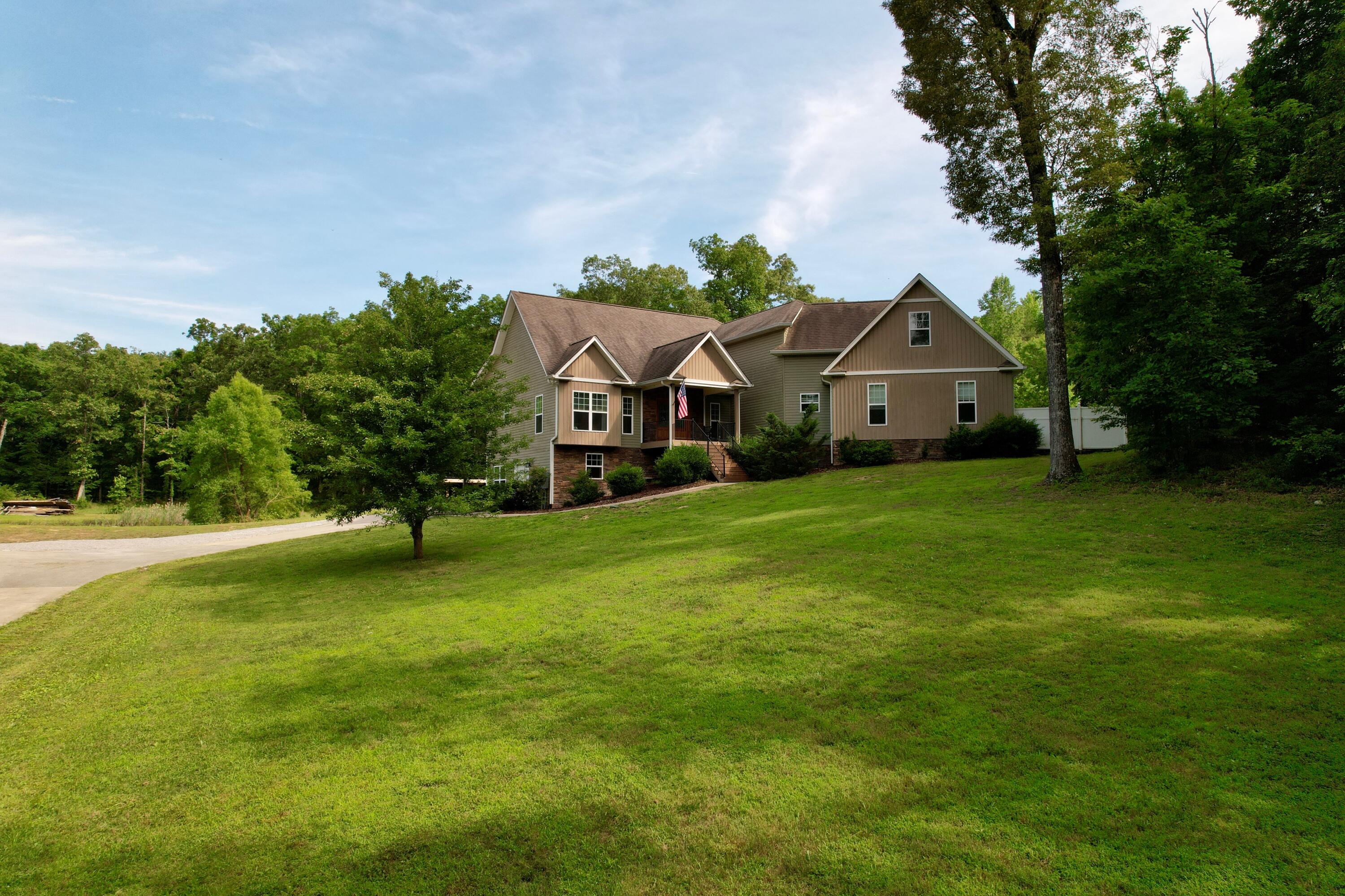 15636 May Road