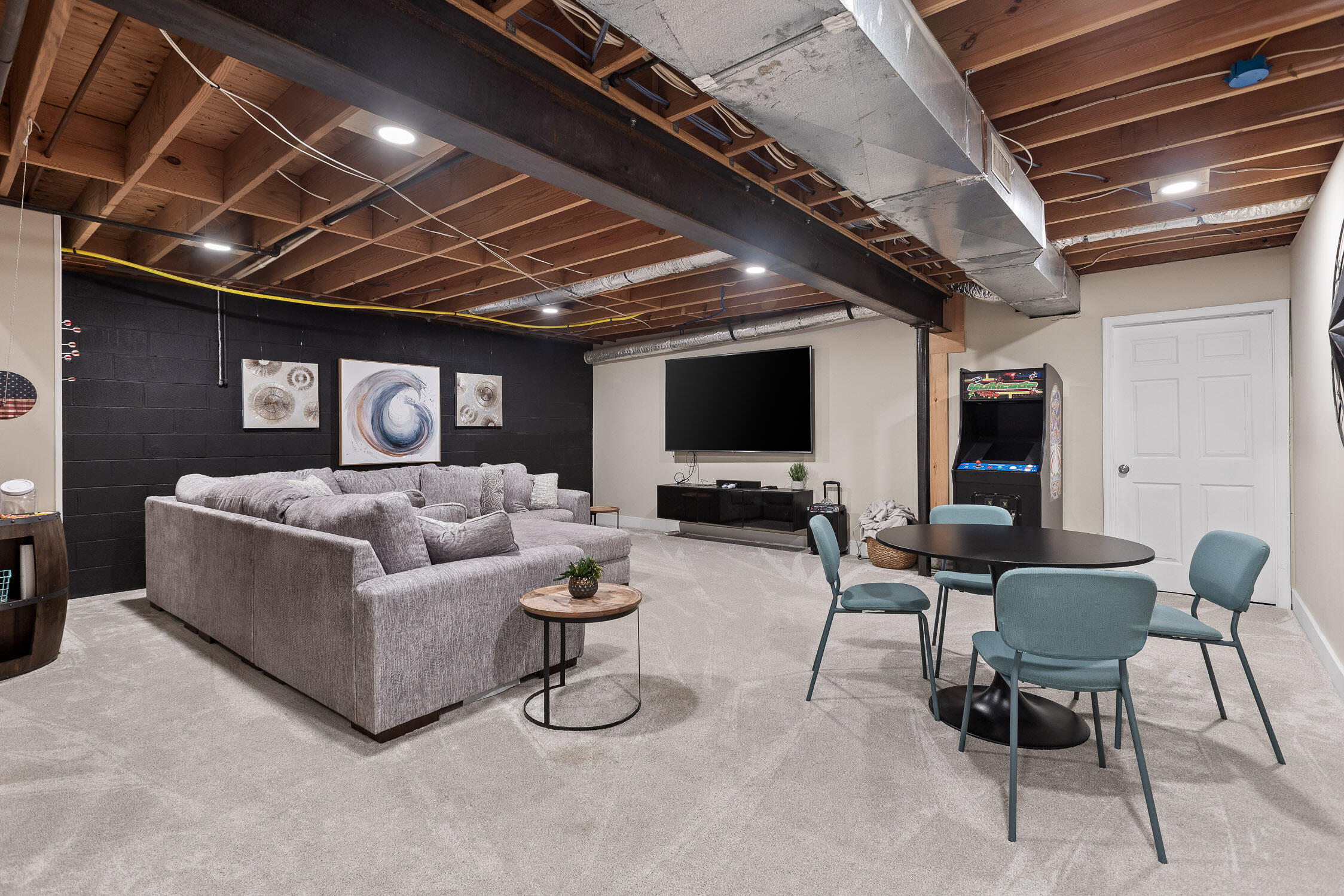 9334 Royal Mountain Drive