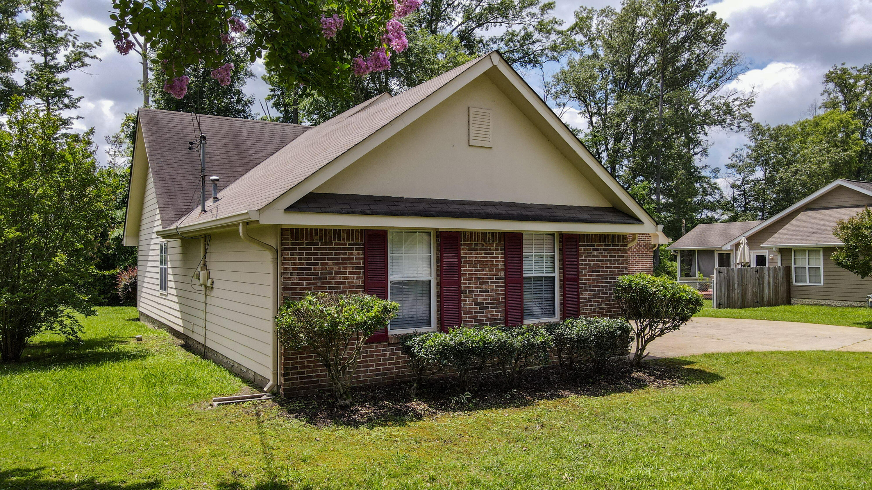 519 Cedar Glen Circle