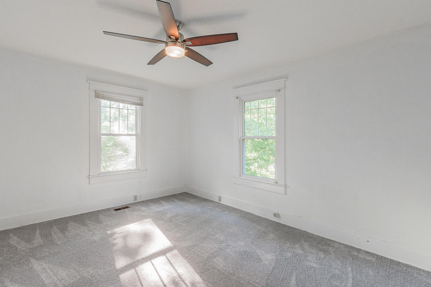 1148 Highland Drive
