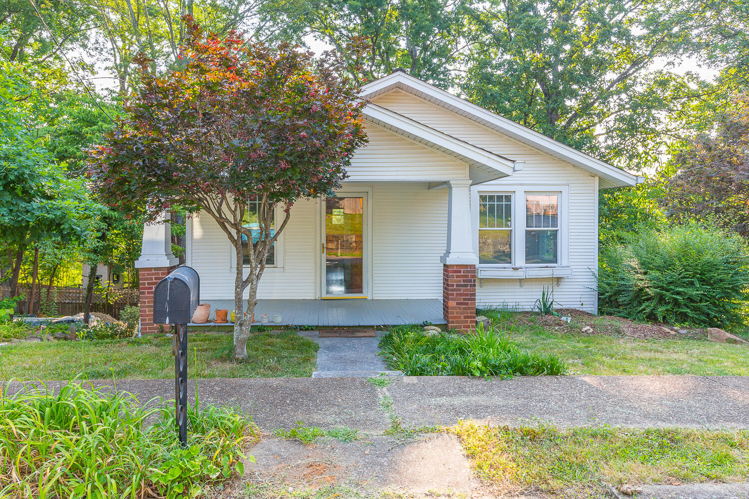 1148 Highland Drive