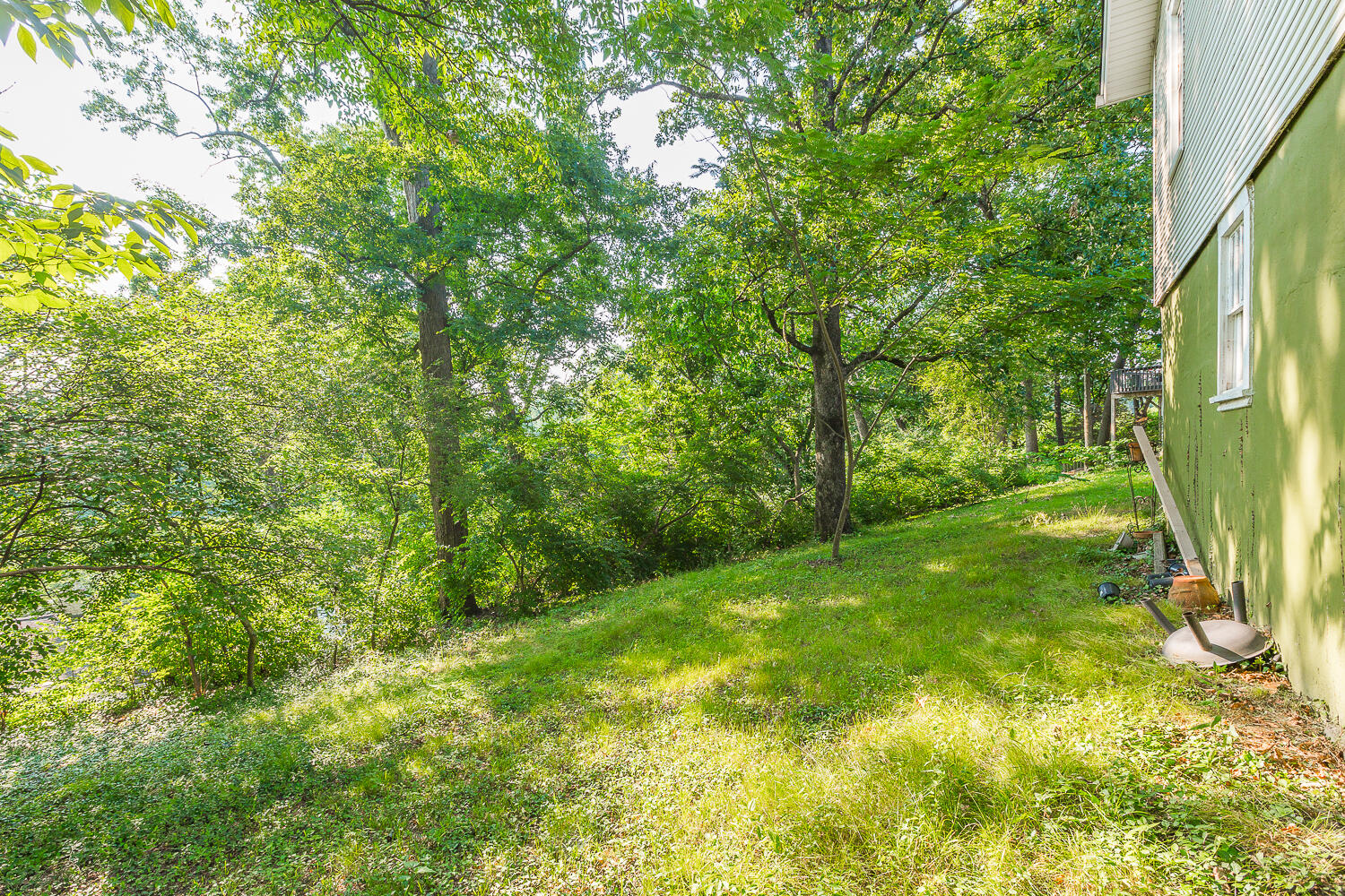 1148 Highland Drive