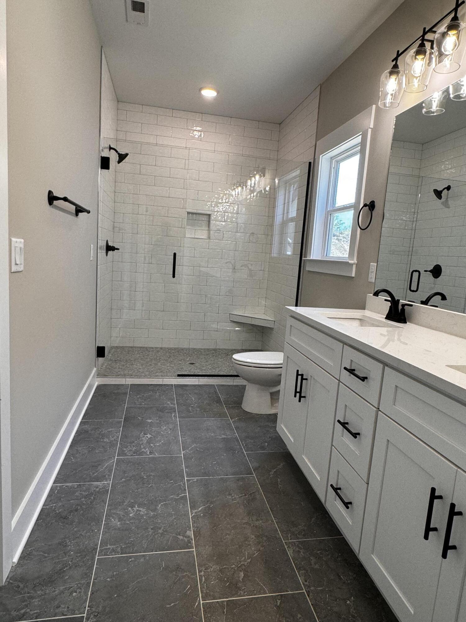 569 Willow Grv Court