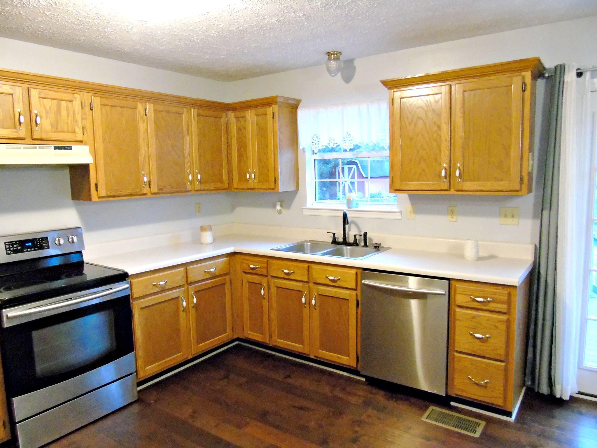 155 Spring Valley Lane