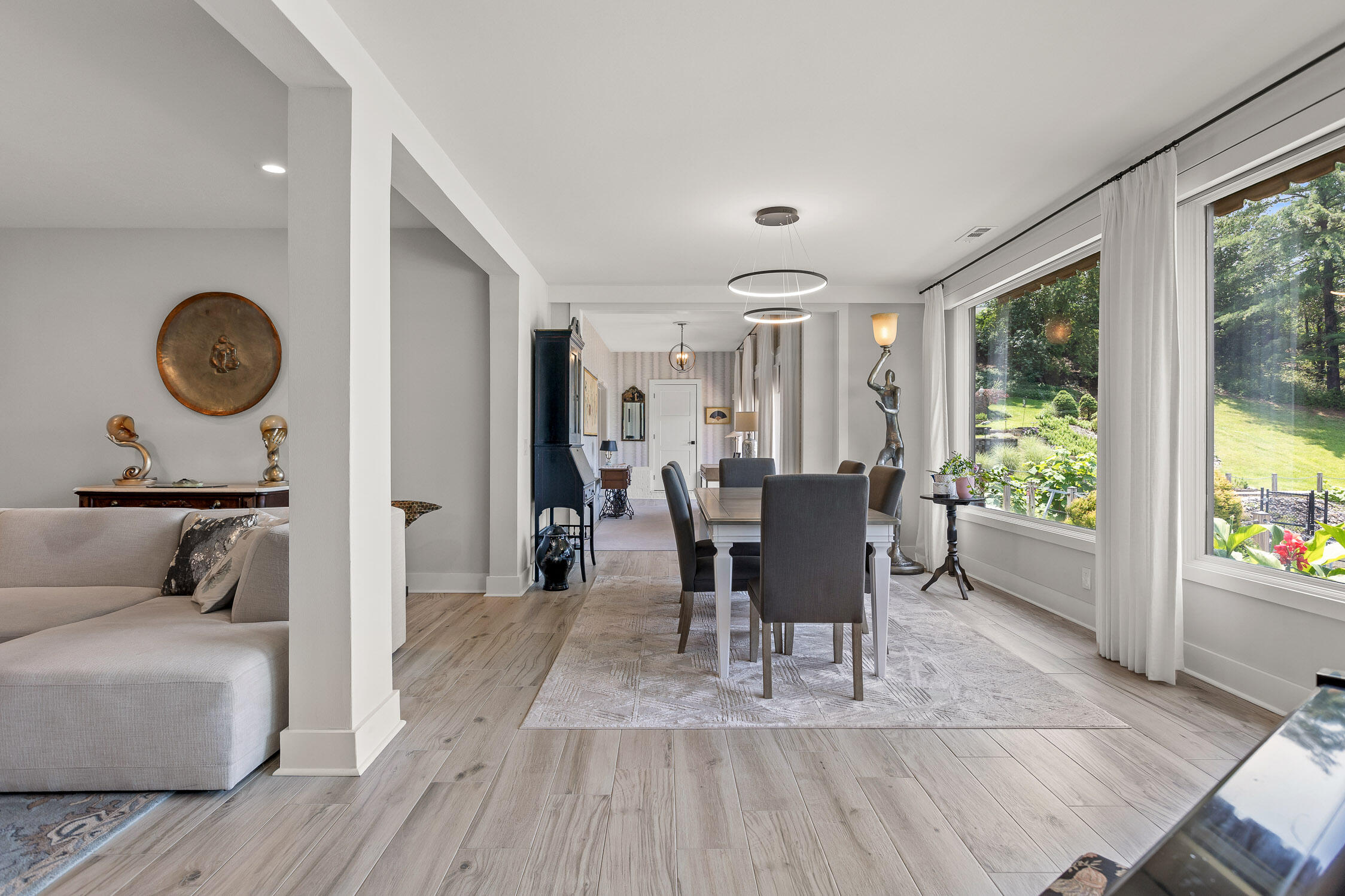 4274 Lakeshore Lane, 102