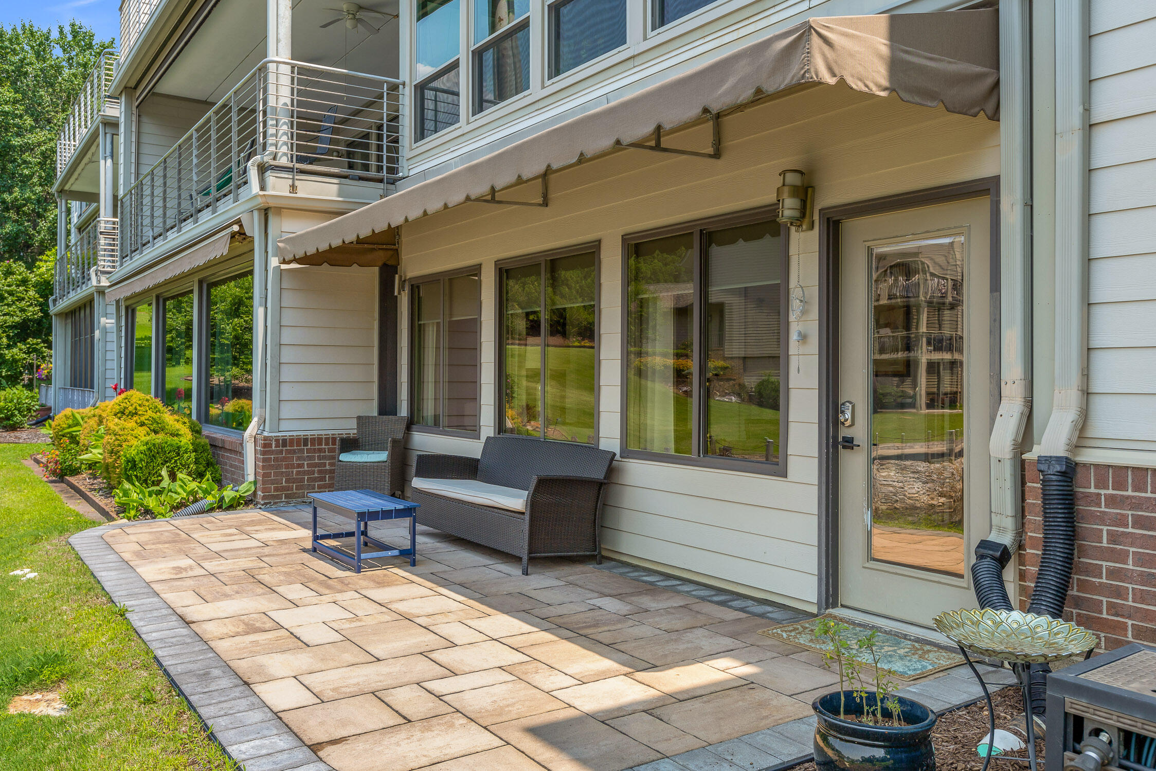 4274 Lakeshore Lane, 102