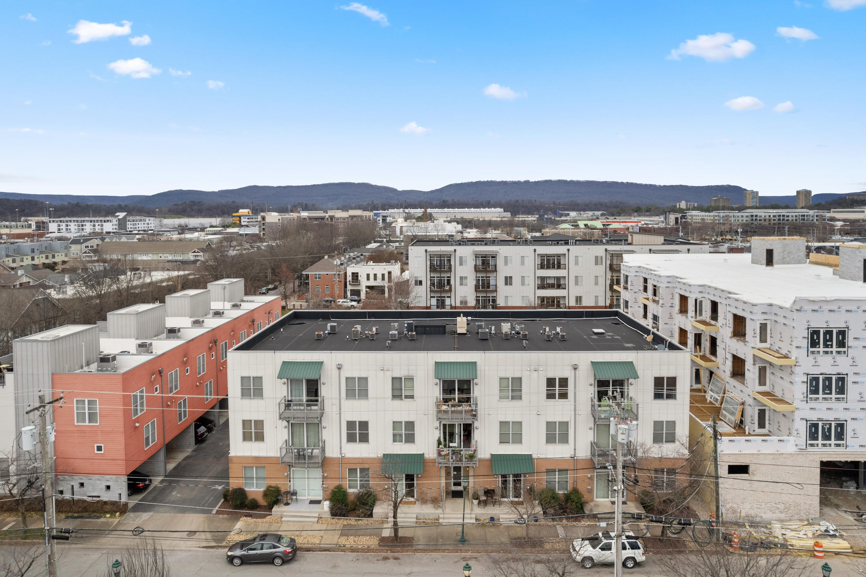 1609 Long Street, 105