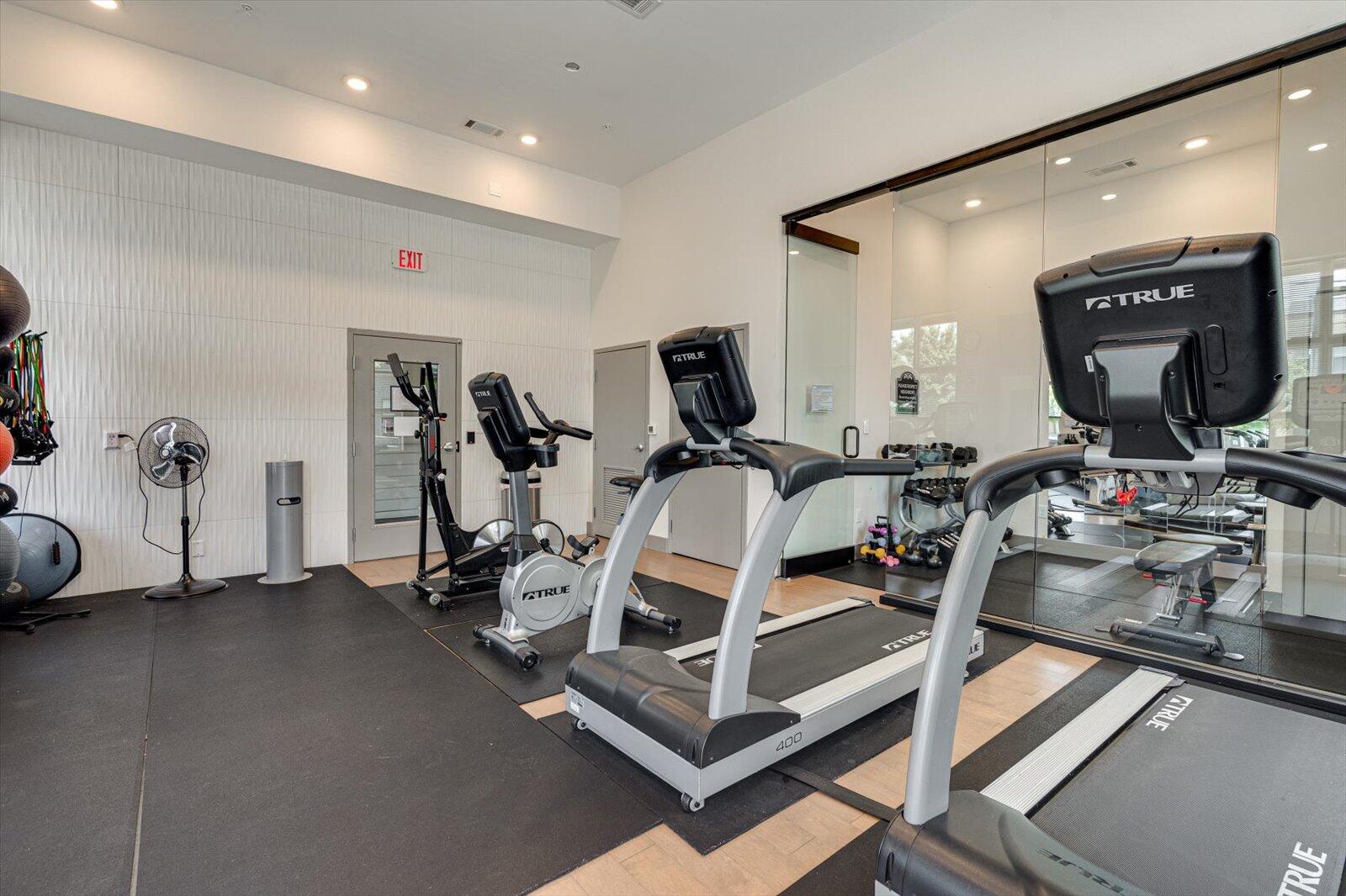 782 Riverfront Parkway, 313