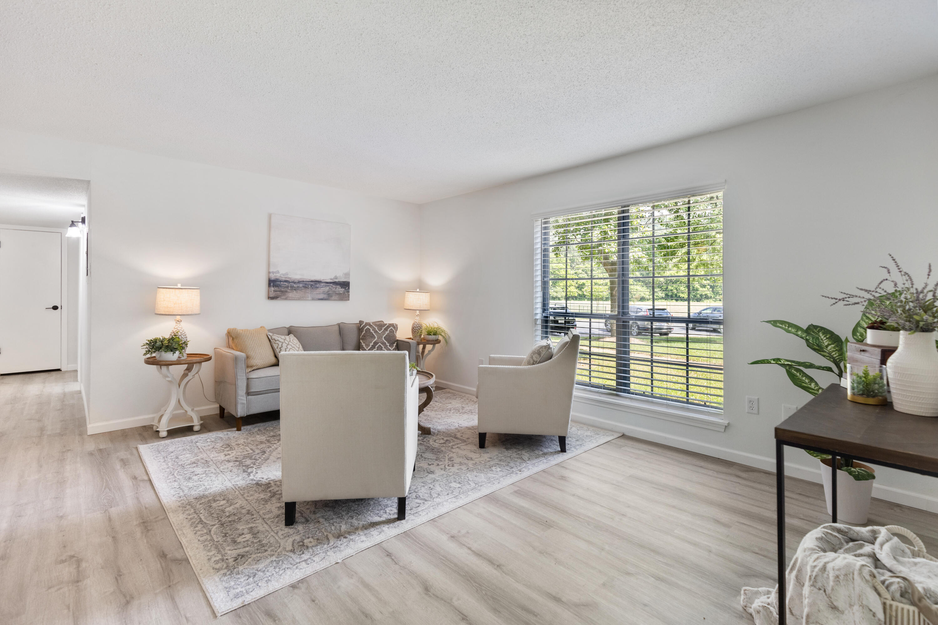 900 Mountain Creek Road, # R311