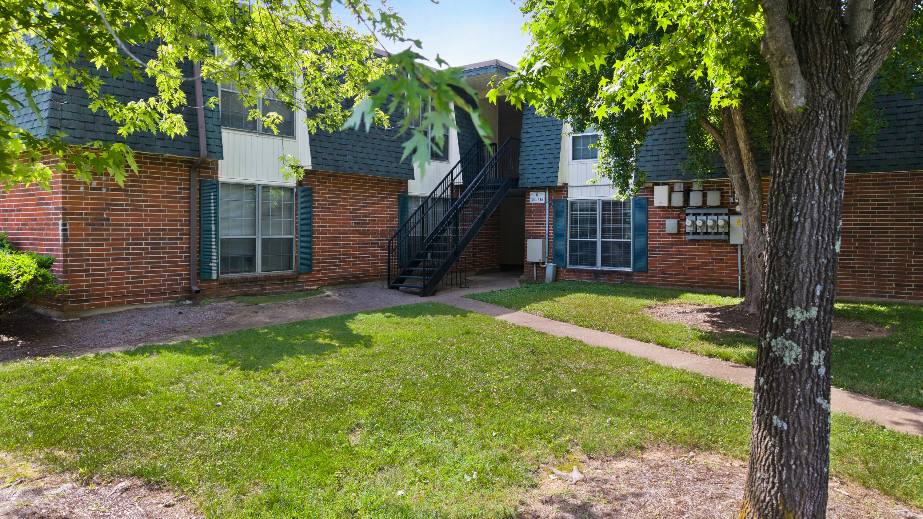 900 Mountain Creek Road, # R311