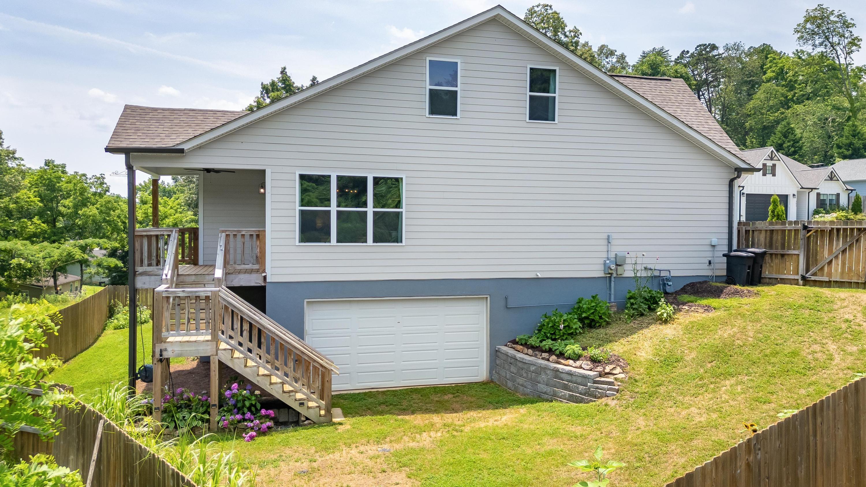 306 Stonegate Way