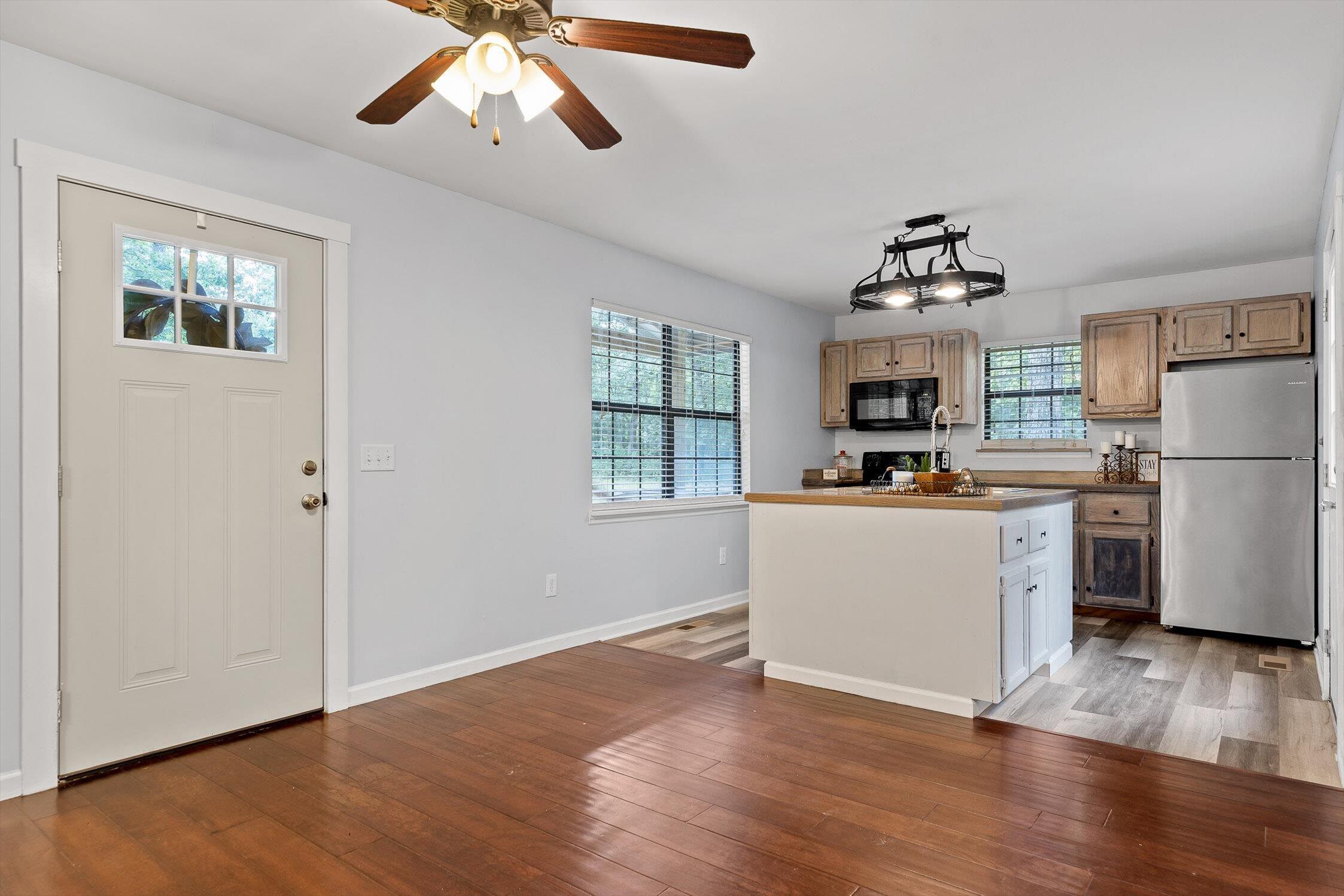 2321 Old State Road