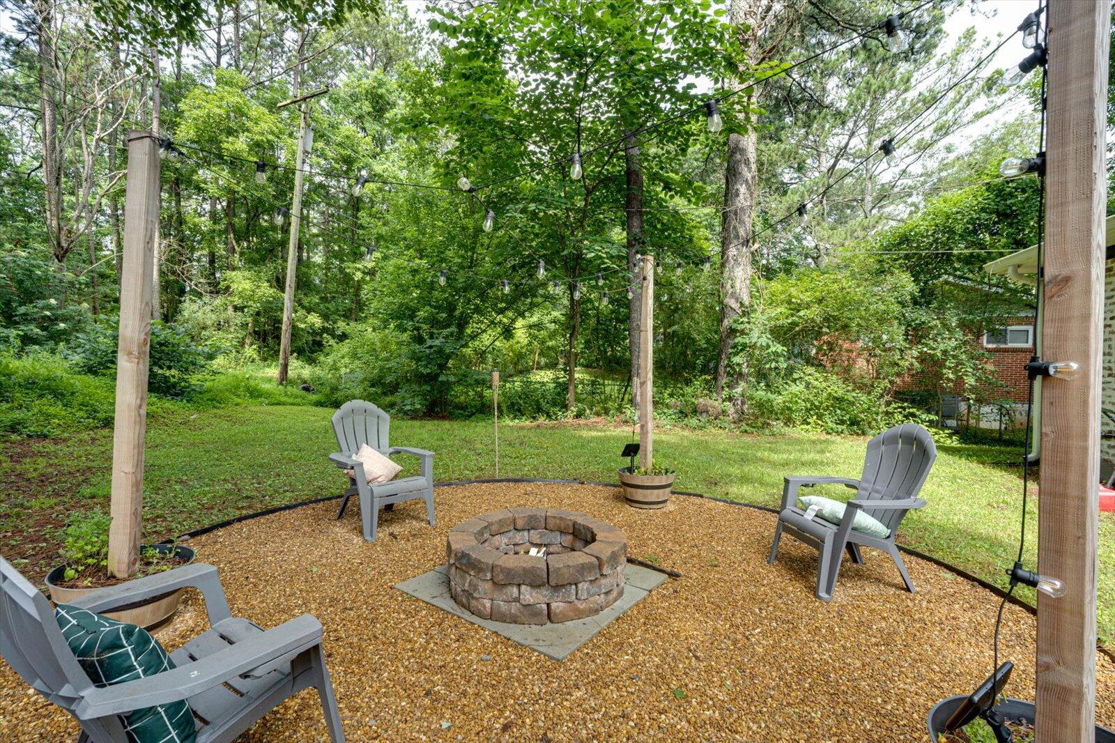308 Pledger Parkway, LaFayette