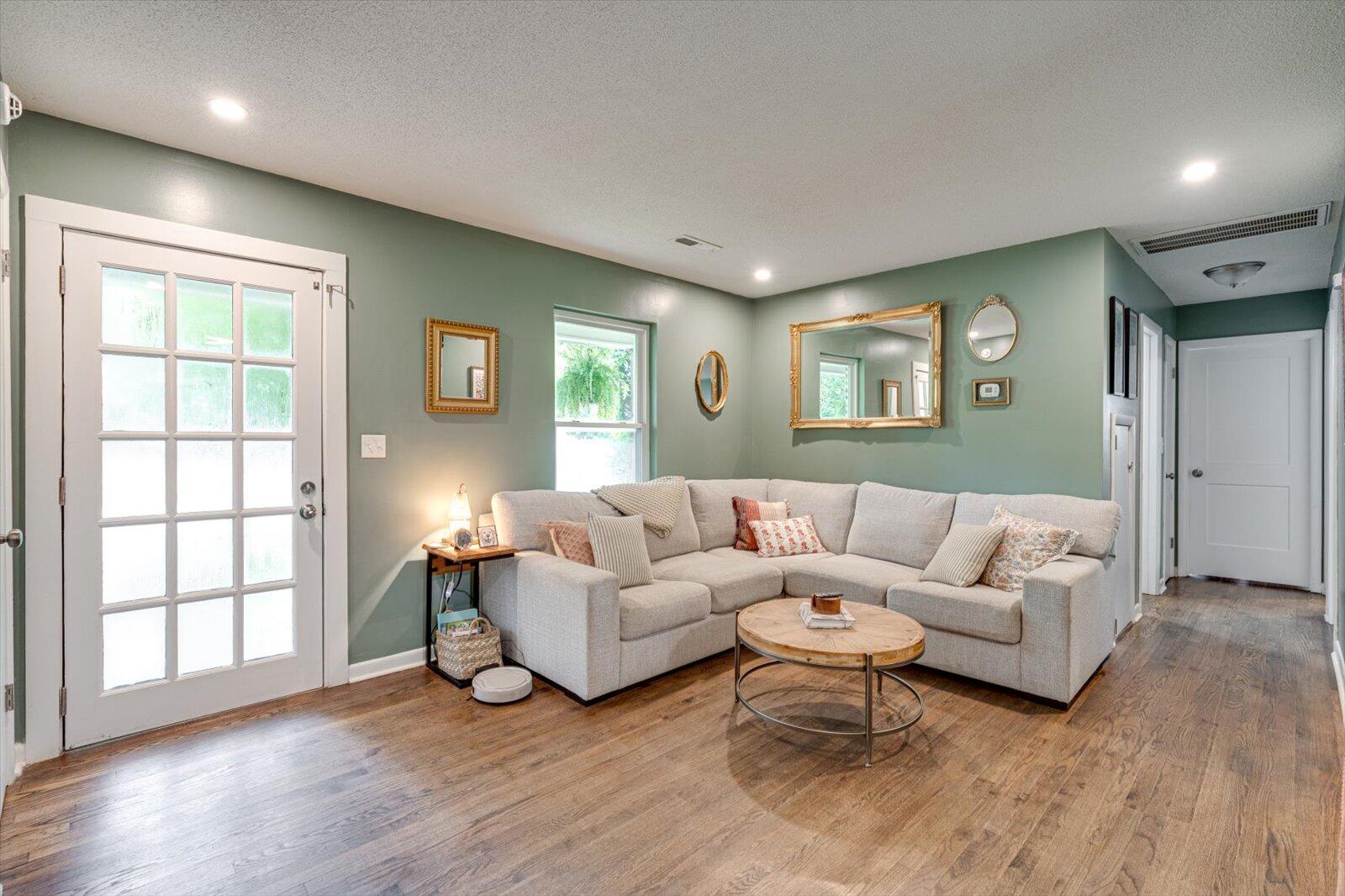 308 Pledger Parkway, LaFayette
