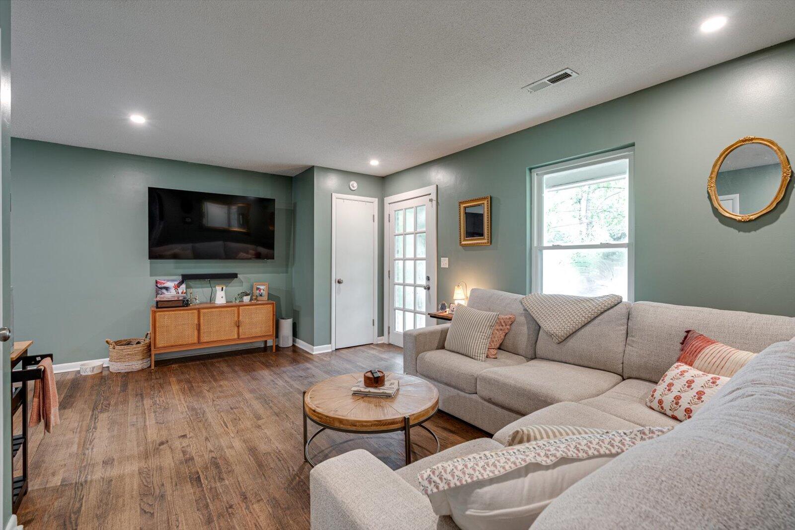 308 Pledger Parkway, LaFayette