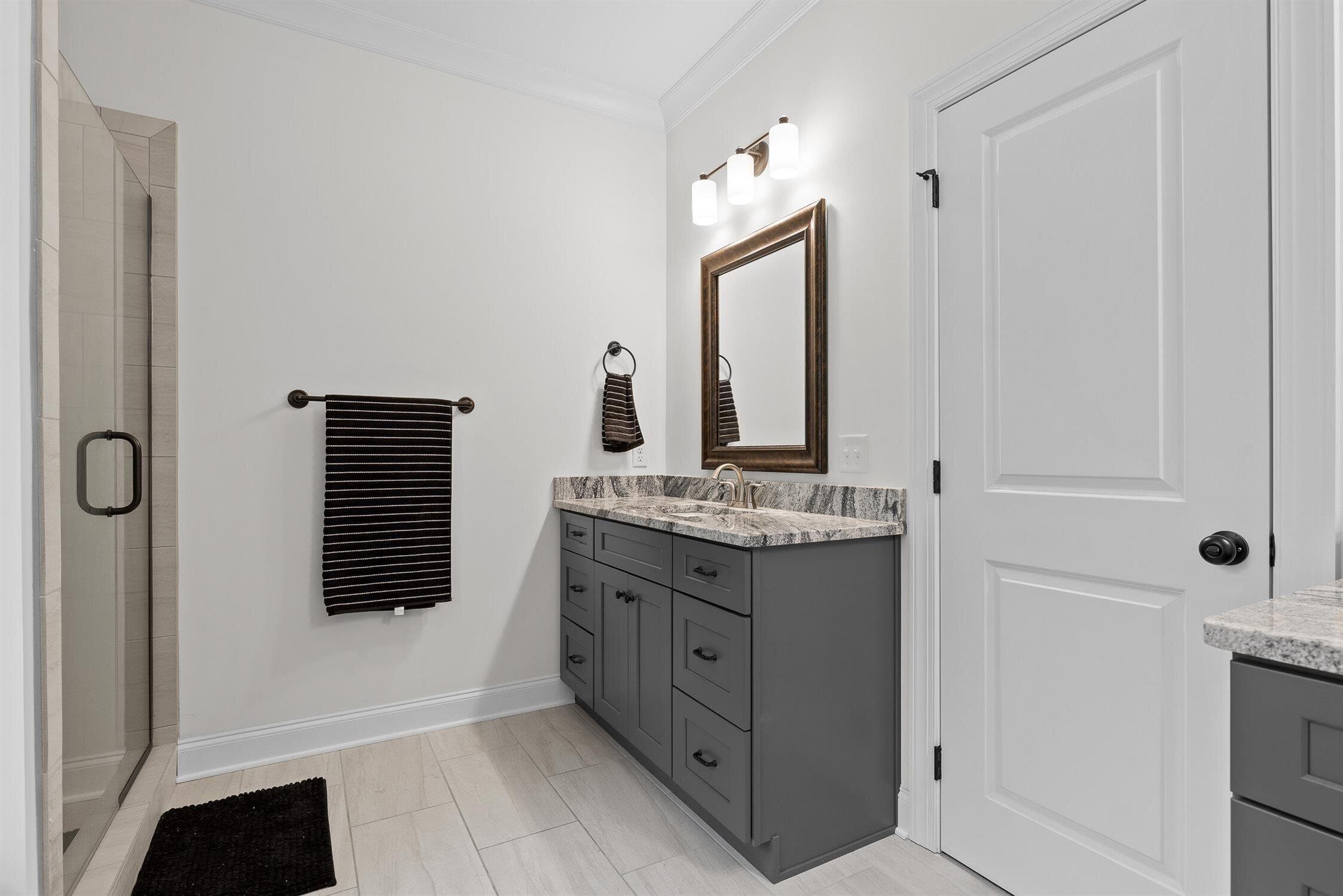 6434 Satjanon Drive