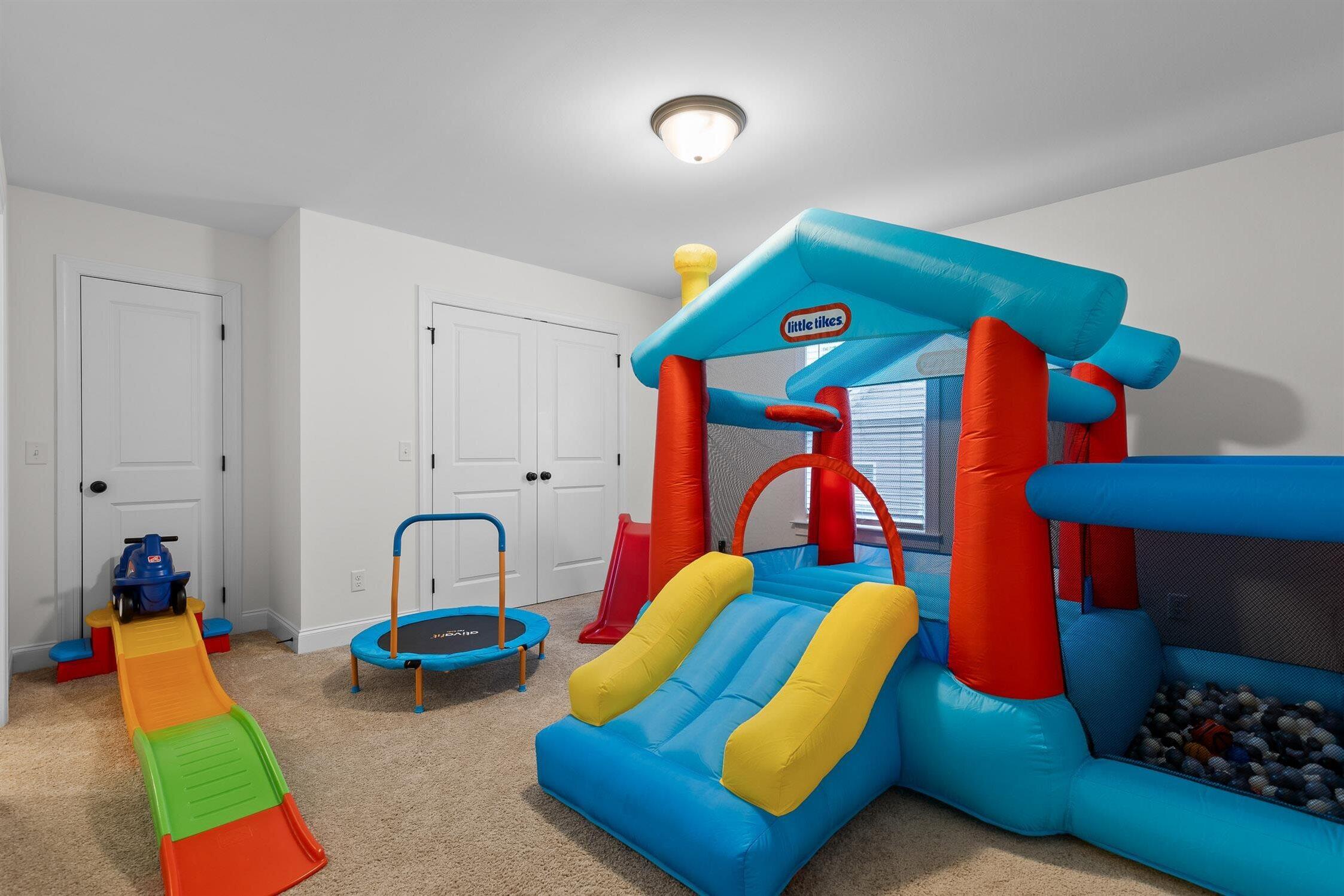 6434 Satjanon Drive