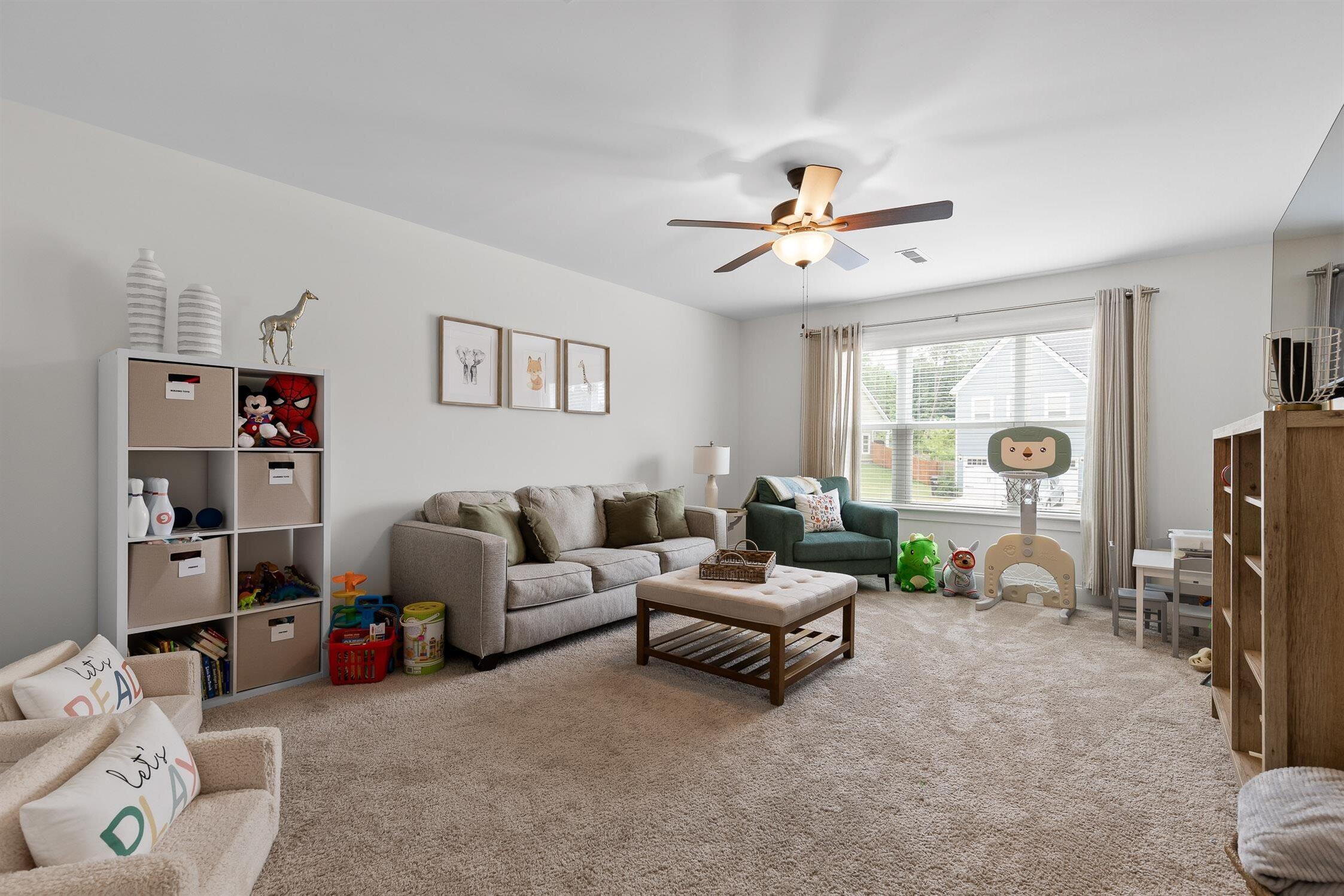 6434 Satjanon Drive