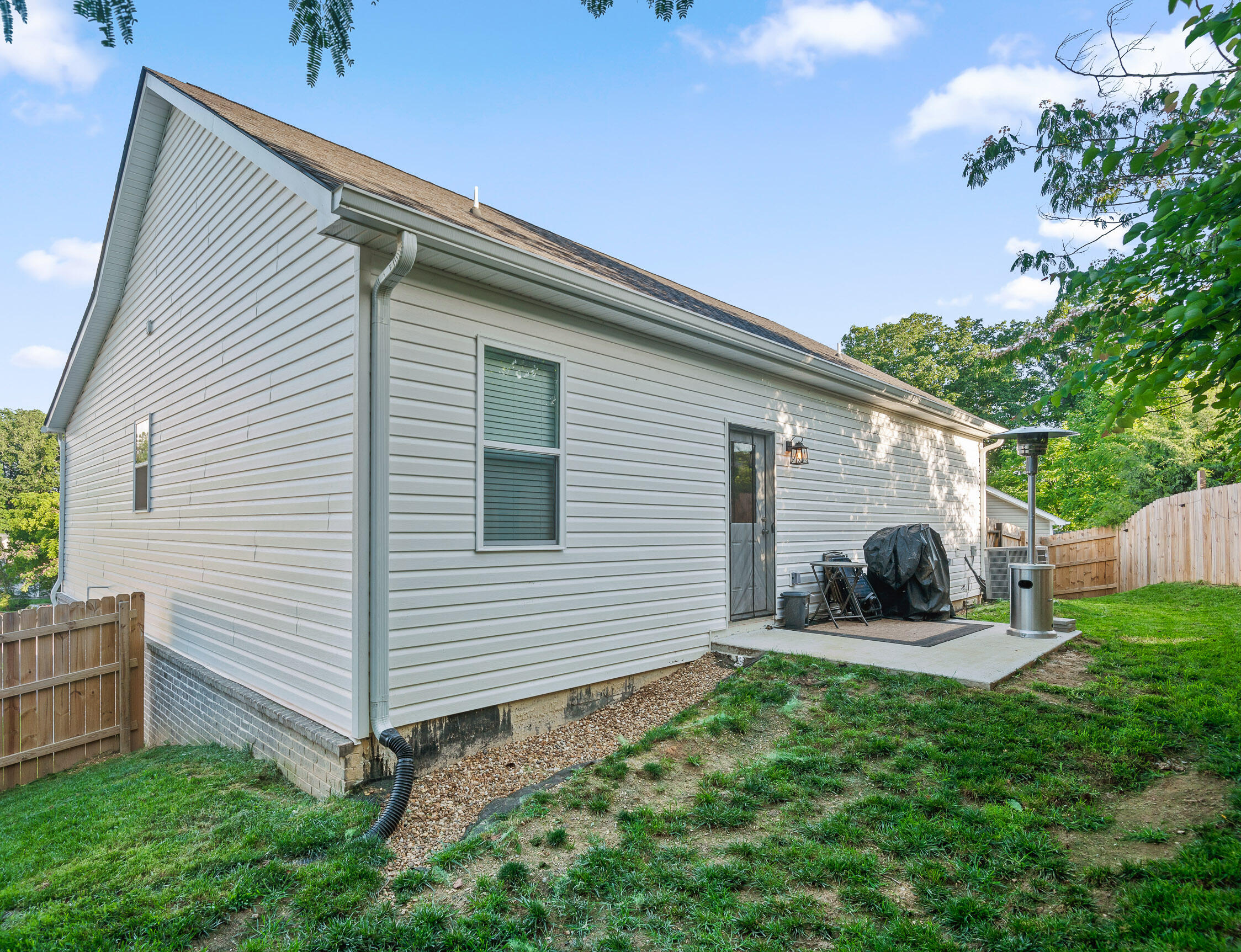 9407 Hackberry Lane