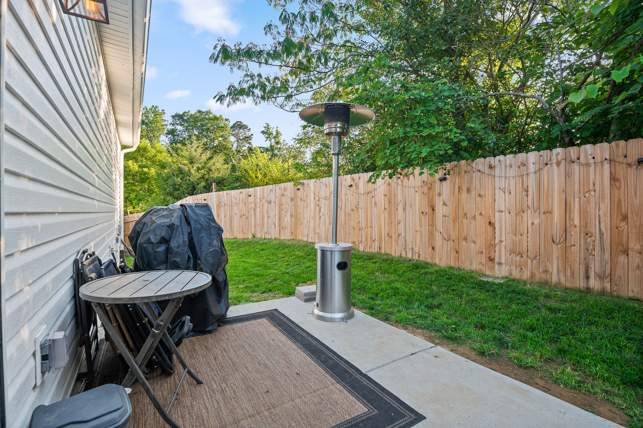 9407 Hackberry Lane