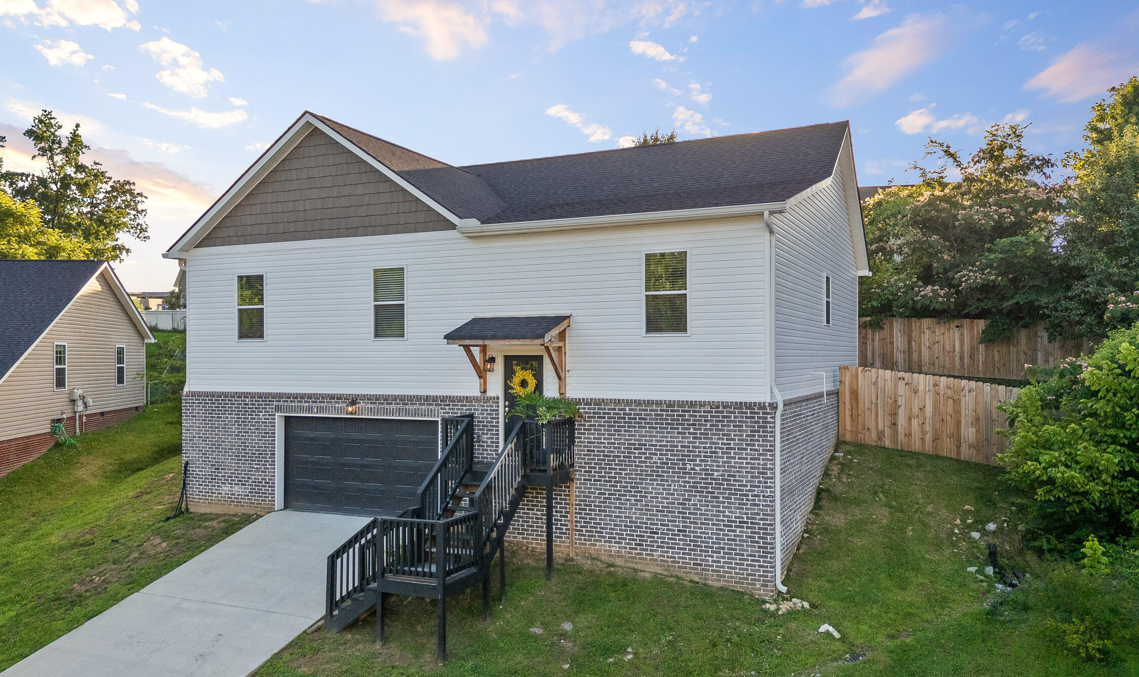 9407 Hackberry Lane