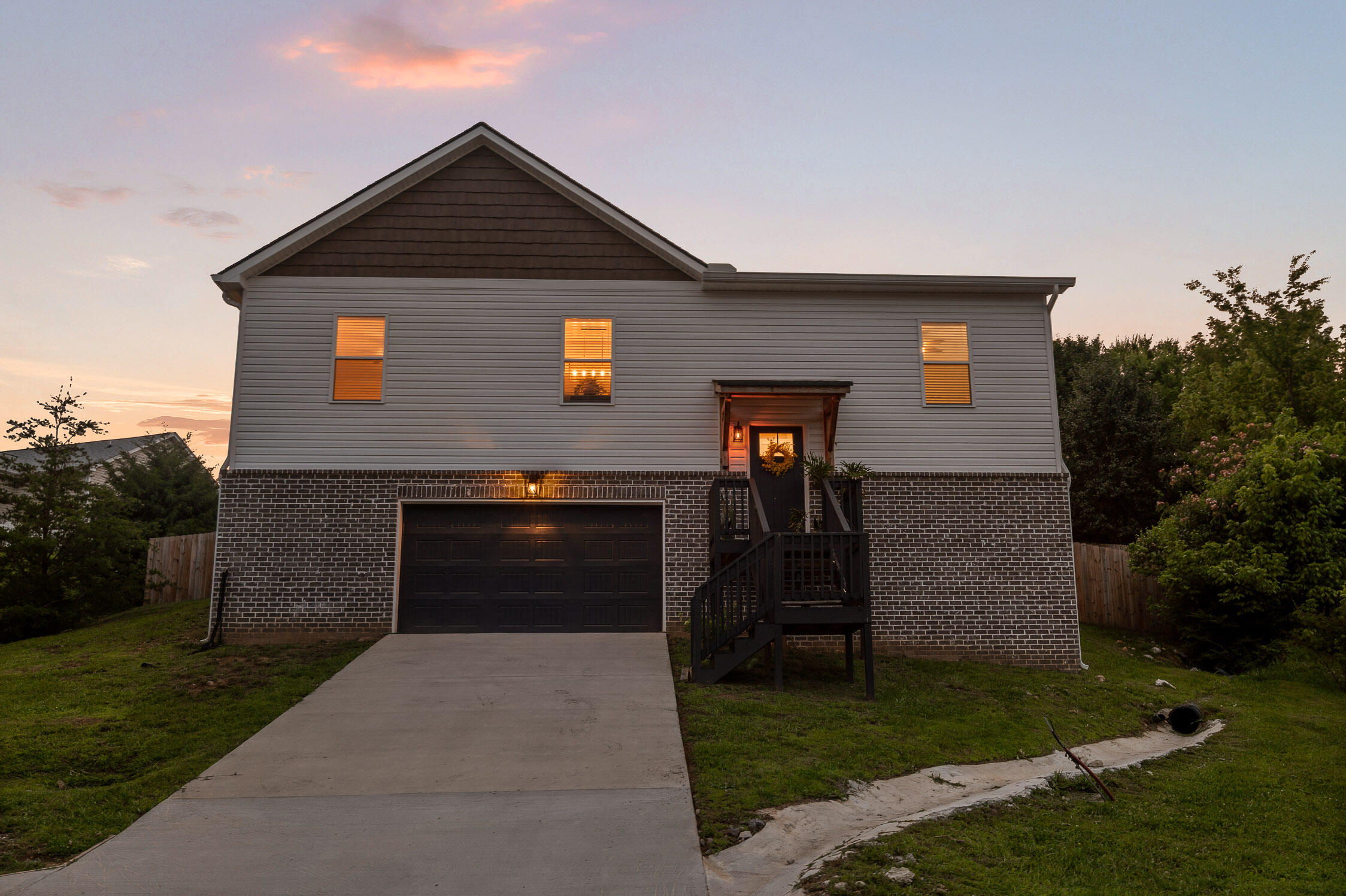 9407 Hackberry Lane