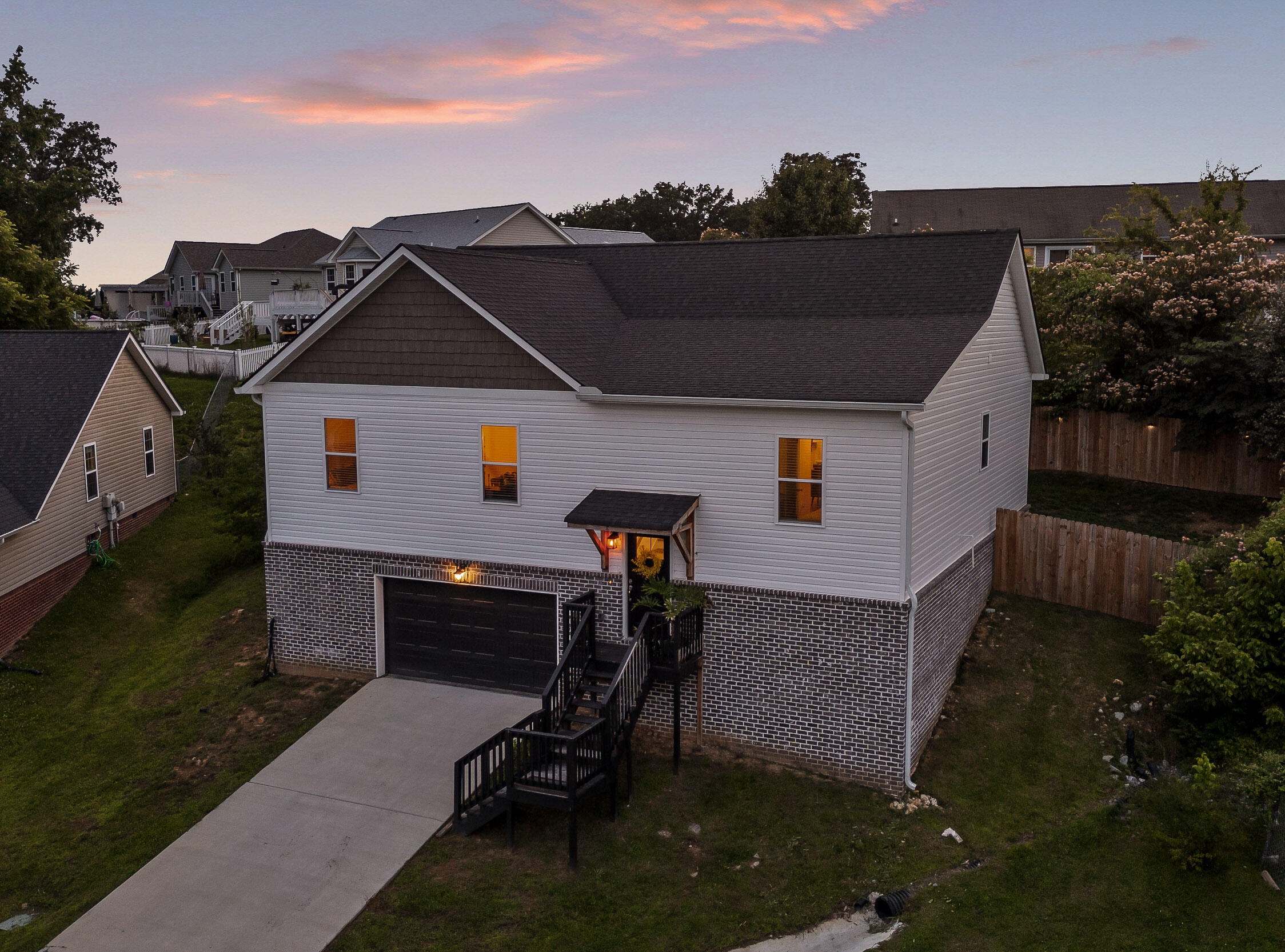 9407 Hackberry Lane