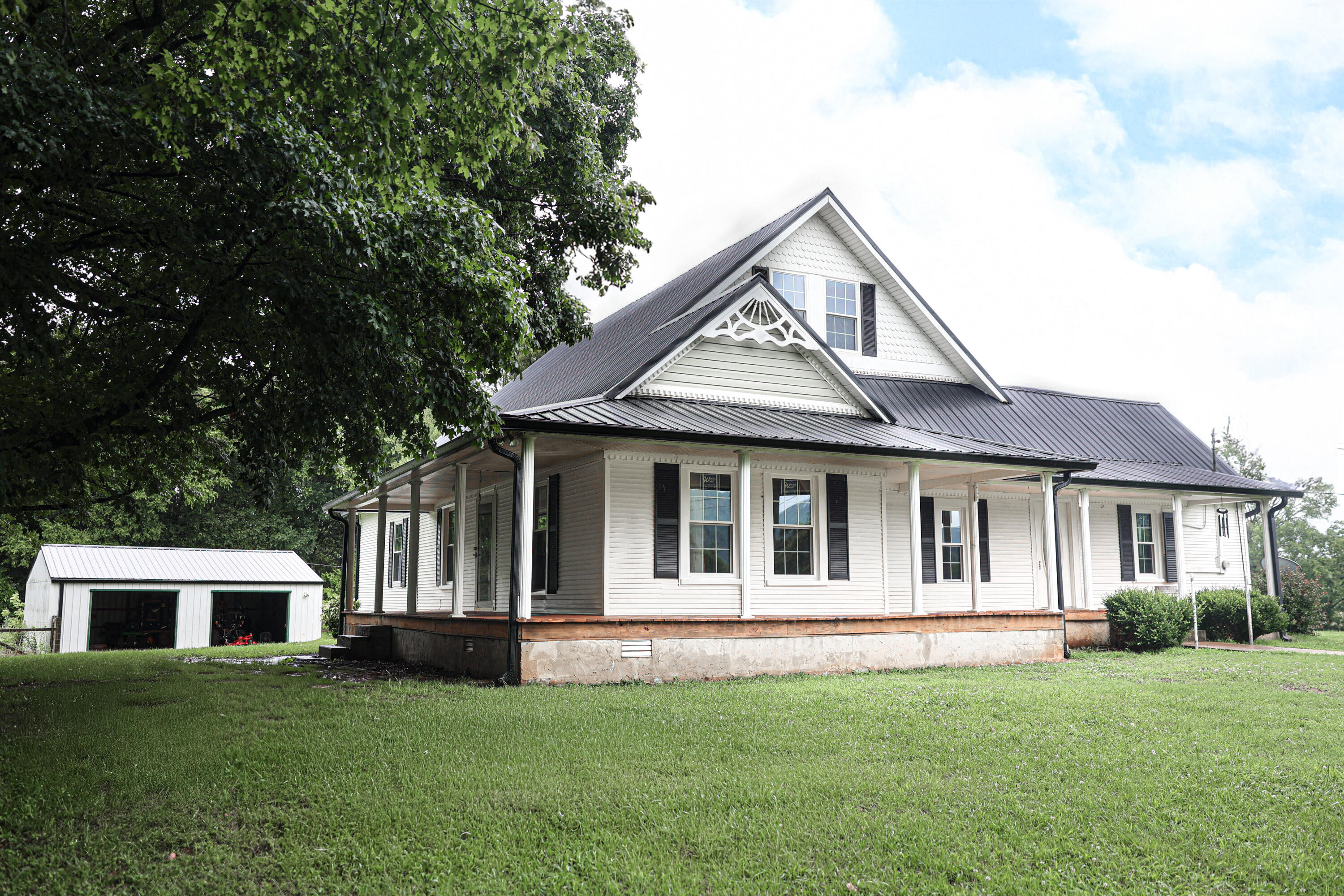 694 Humble Cemetery Road