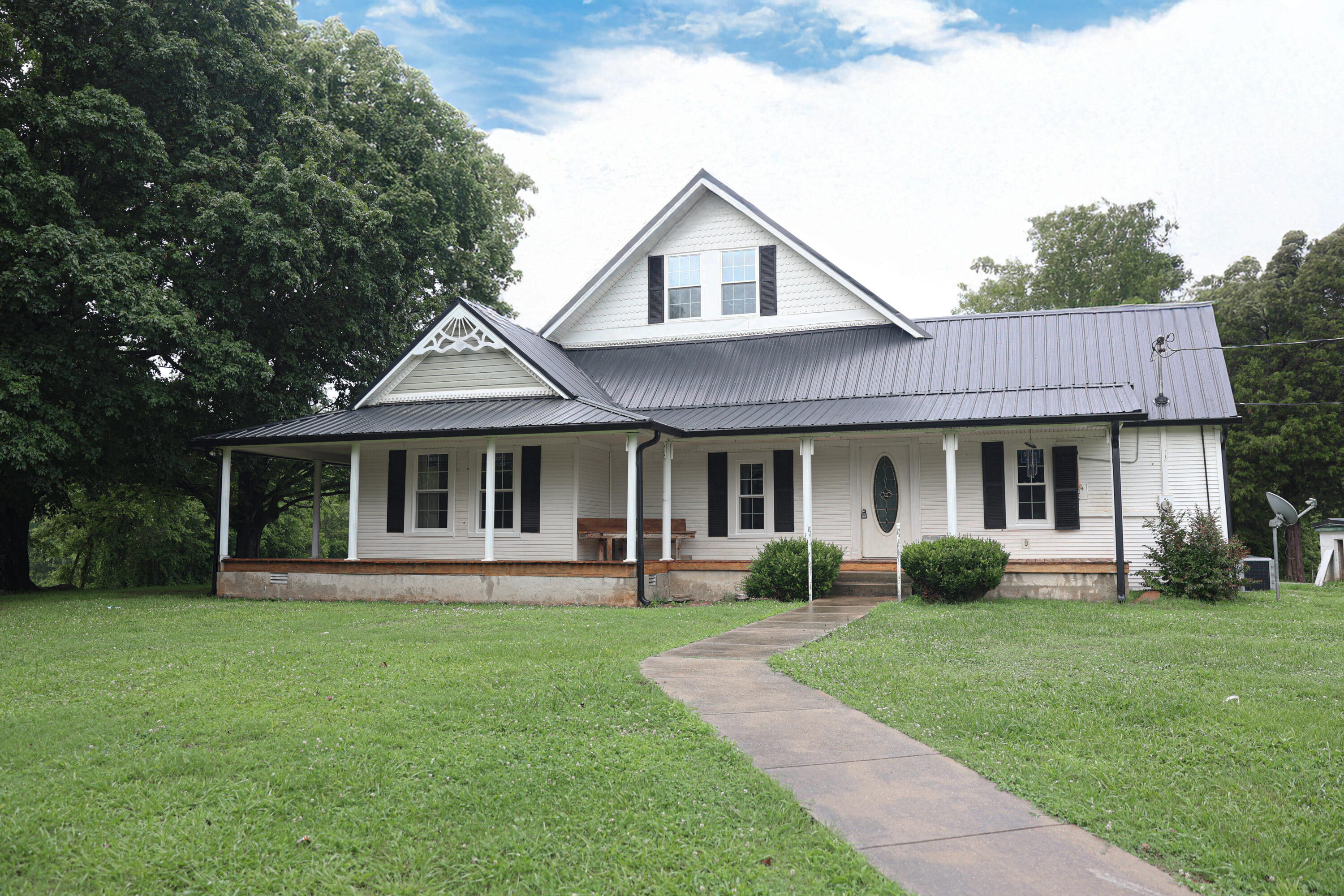 694 Humble Cemetery Road