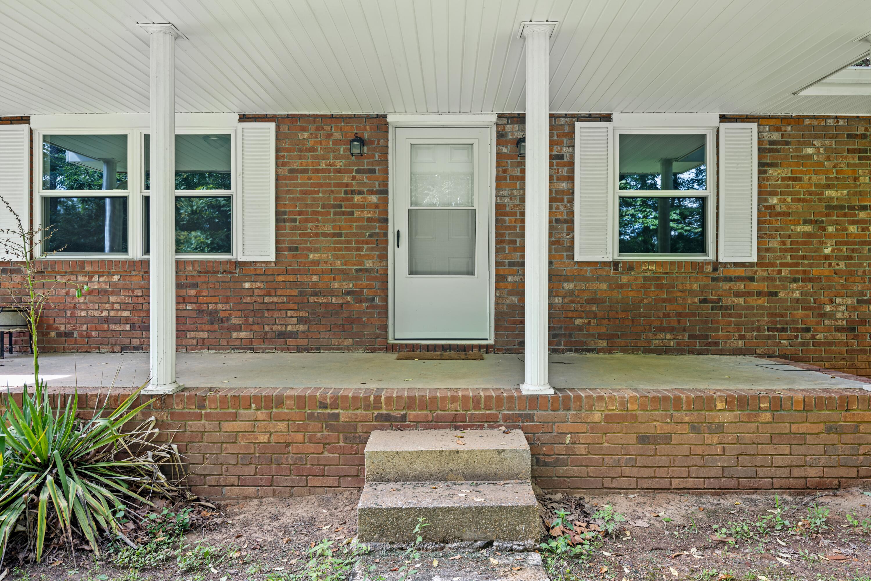 1714 Highway 299