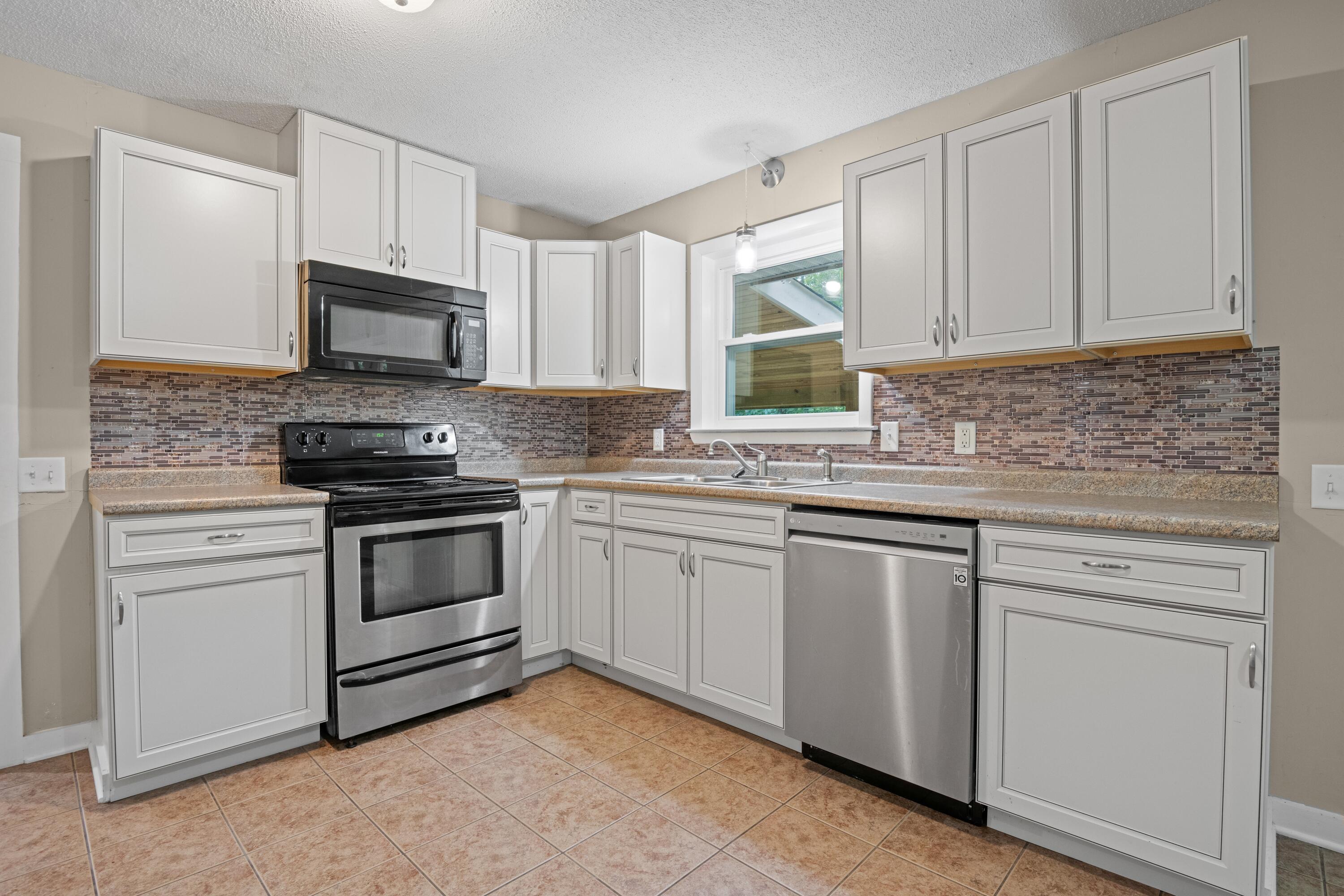 1714 Highway 299